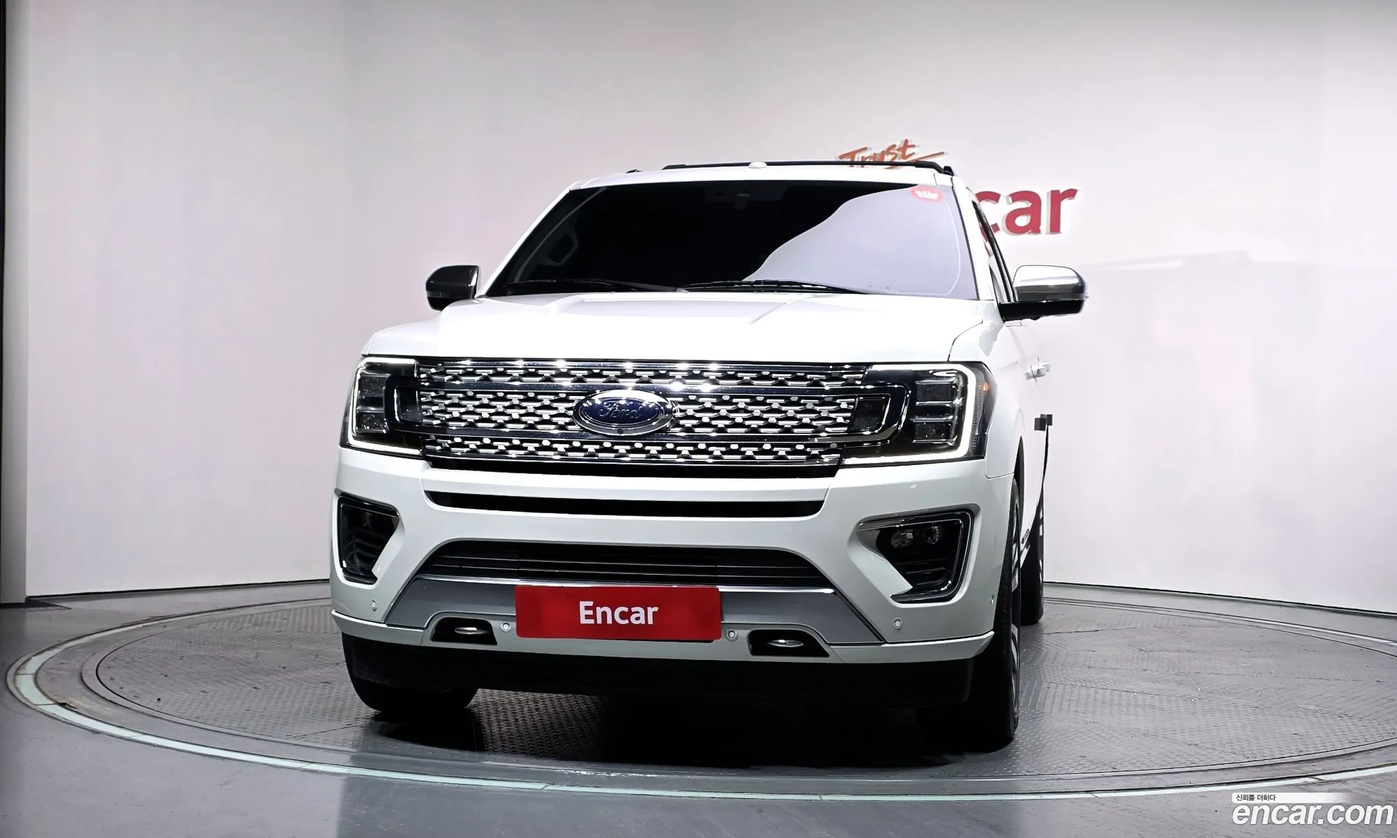 Ford Expedition 2021 1FMJU1MT000000000 — 20