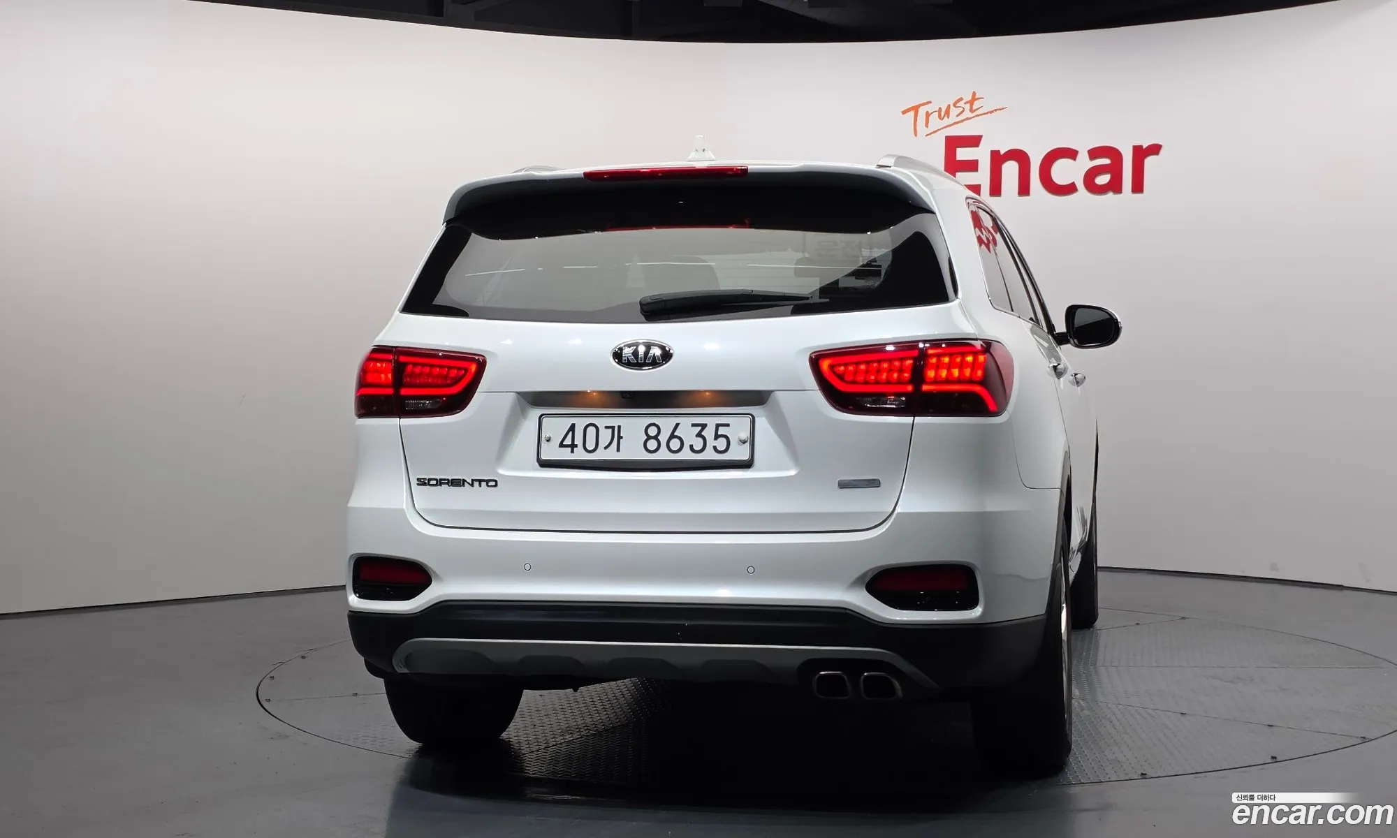 Kia Sorento 2019 KNAPH81ABLA572613 — 4