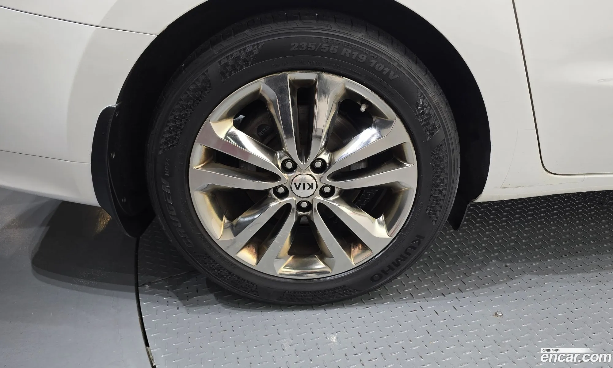 Kia Carnival 2015 — 19