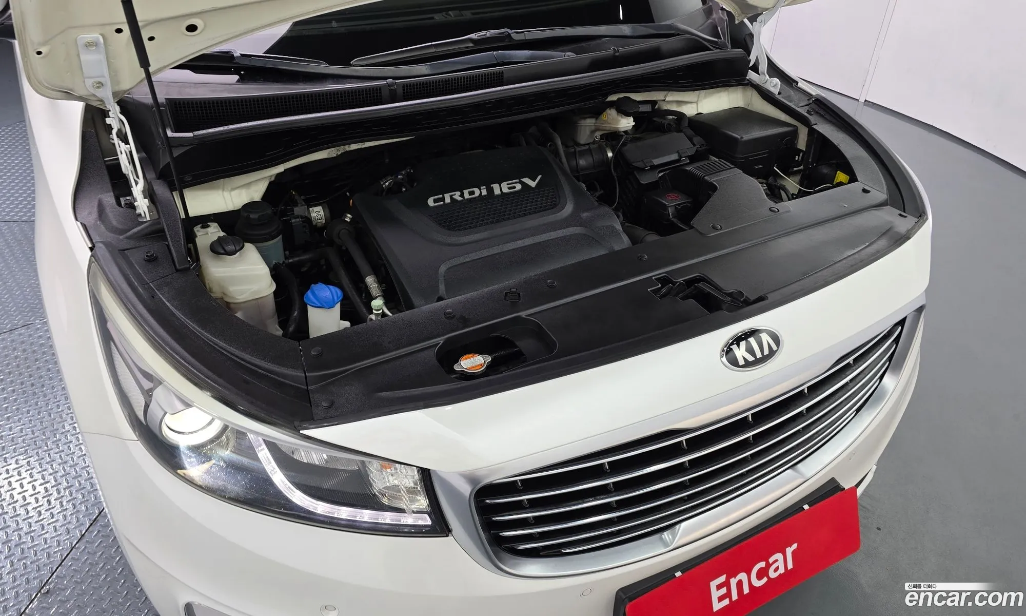 Kia Carnival 2015 — 15