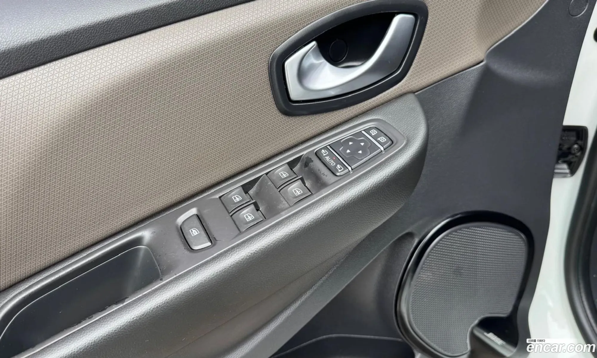 Renault Korea (Samsung) Clio 2018 — 8