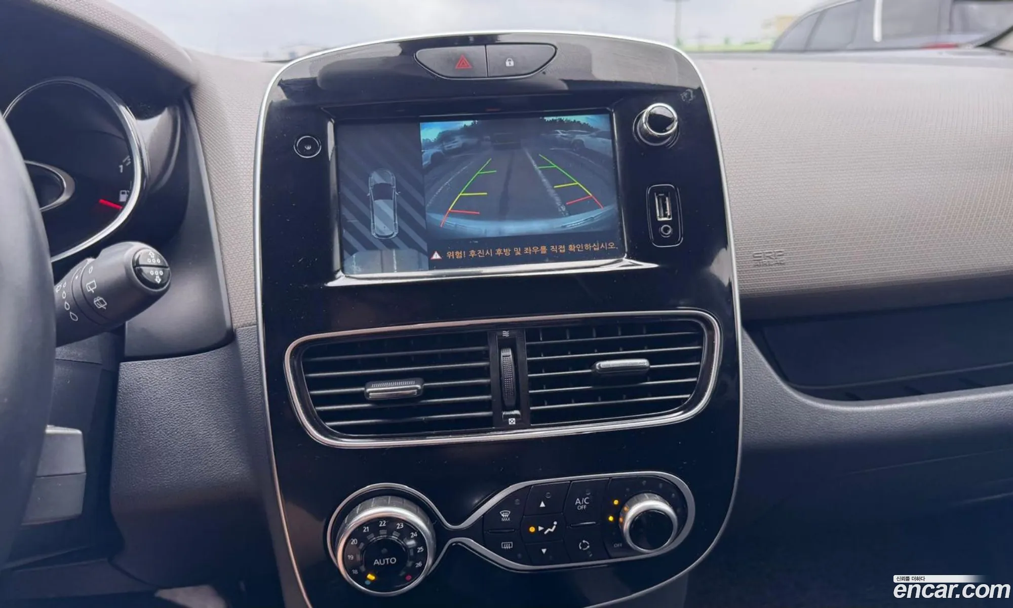 Renault Korea (Samsung) Clio 2018 — 12