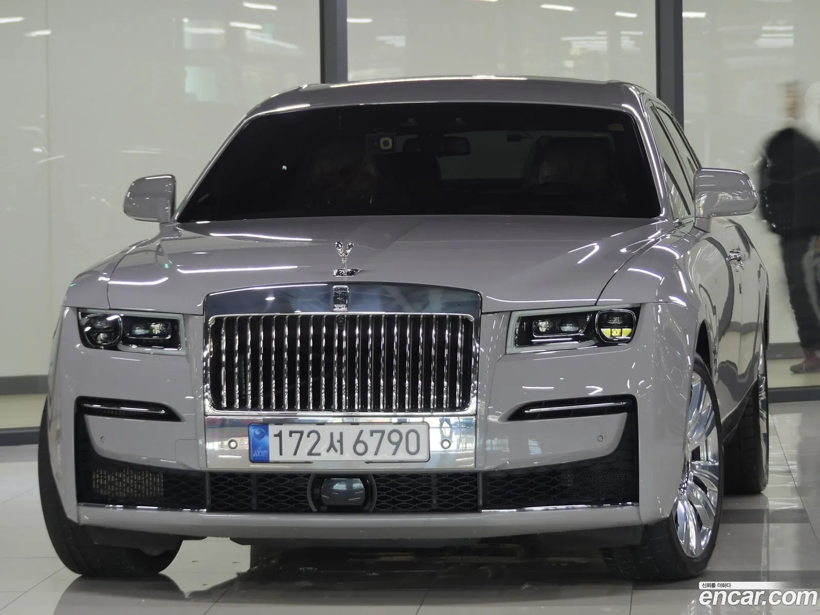 Rolls-Royce Ghost 2022 — 15