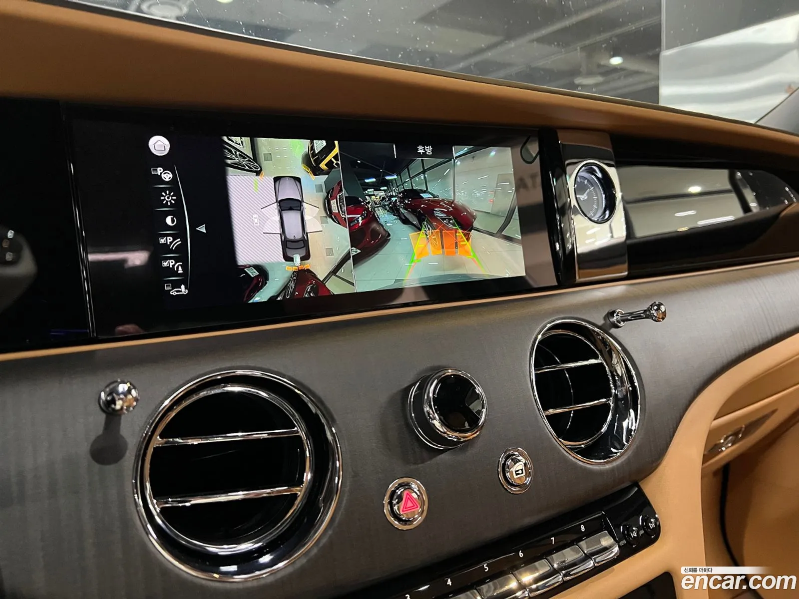 Rolls-Royce Ghost 2022 — 10