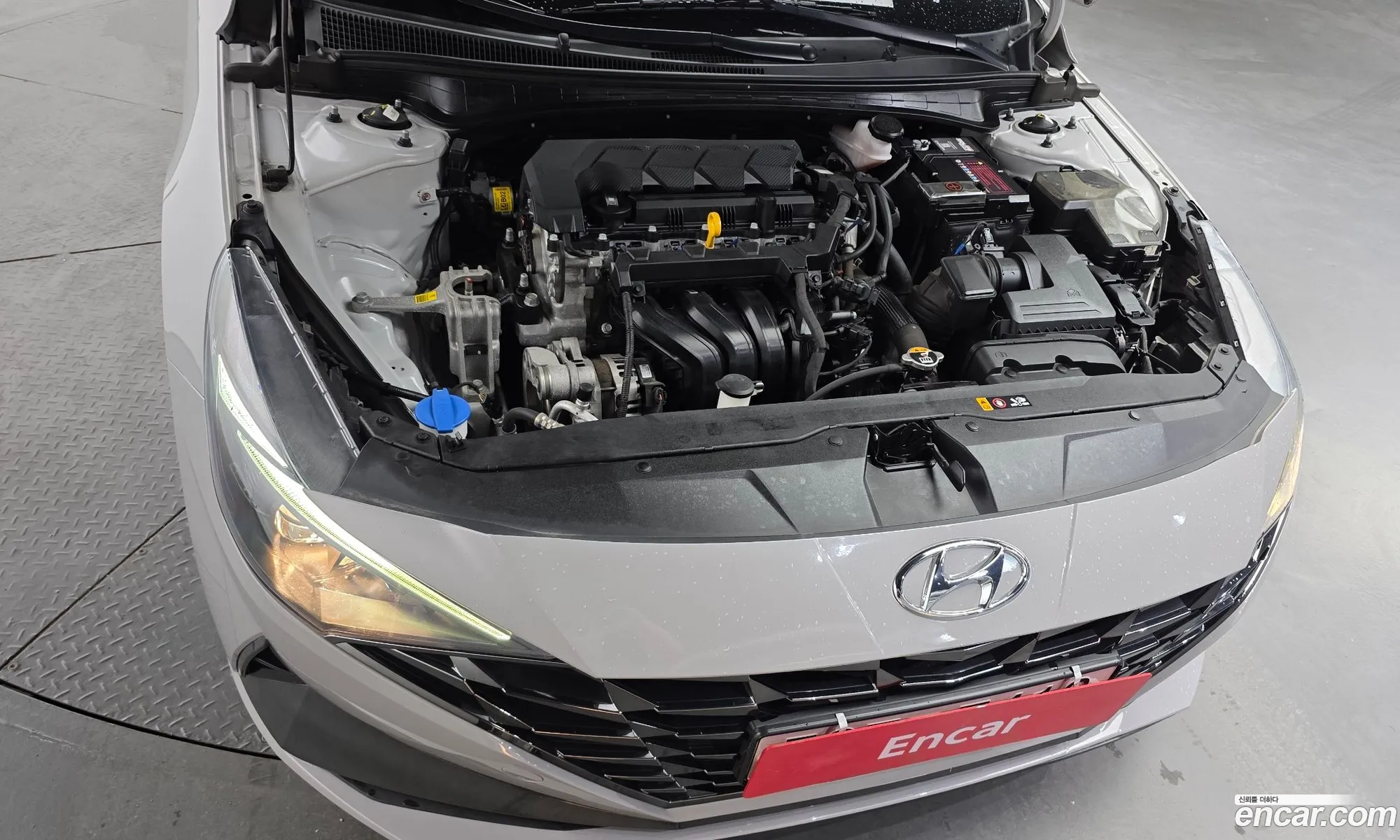 Hyundai Elantra 2021 — 20