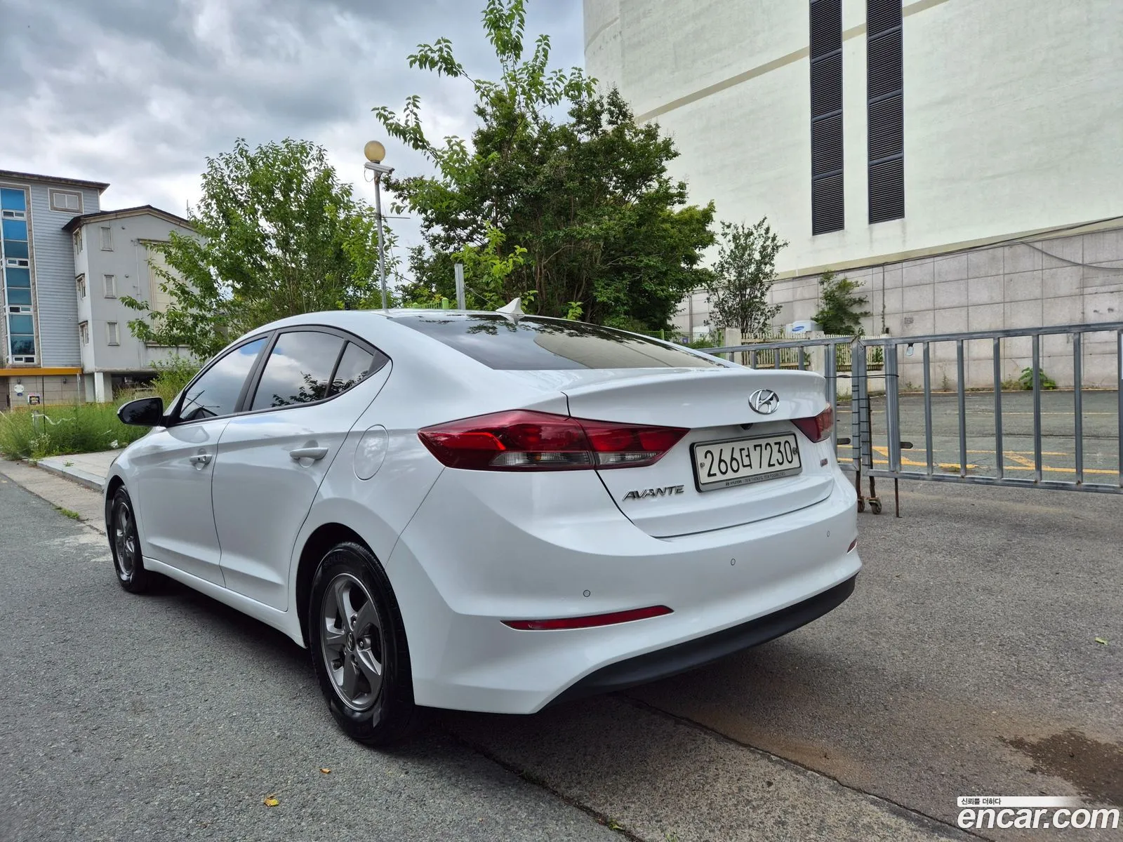 Hyundai Elantra AD 2016 — 9