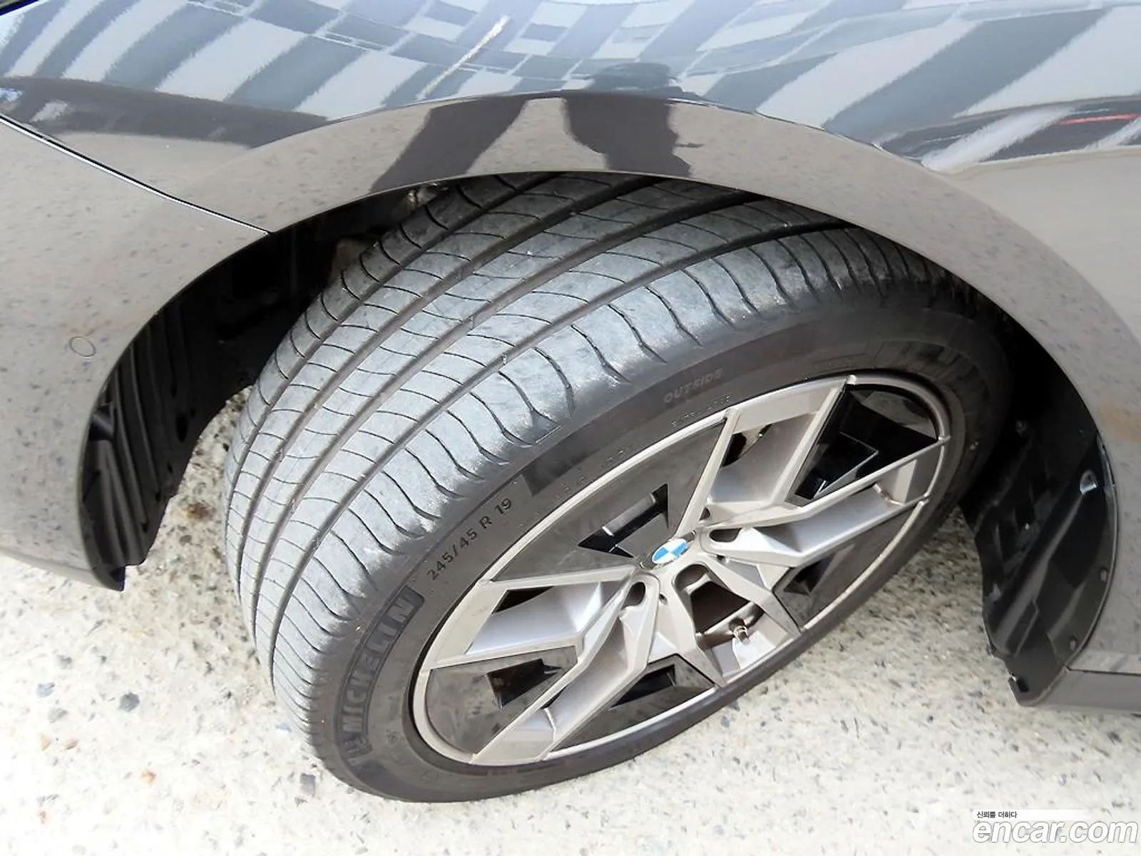 BMW 5 Series 2024 — 19