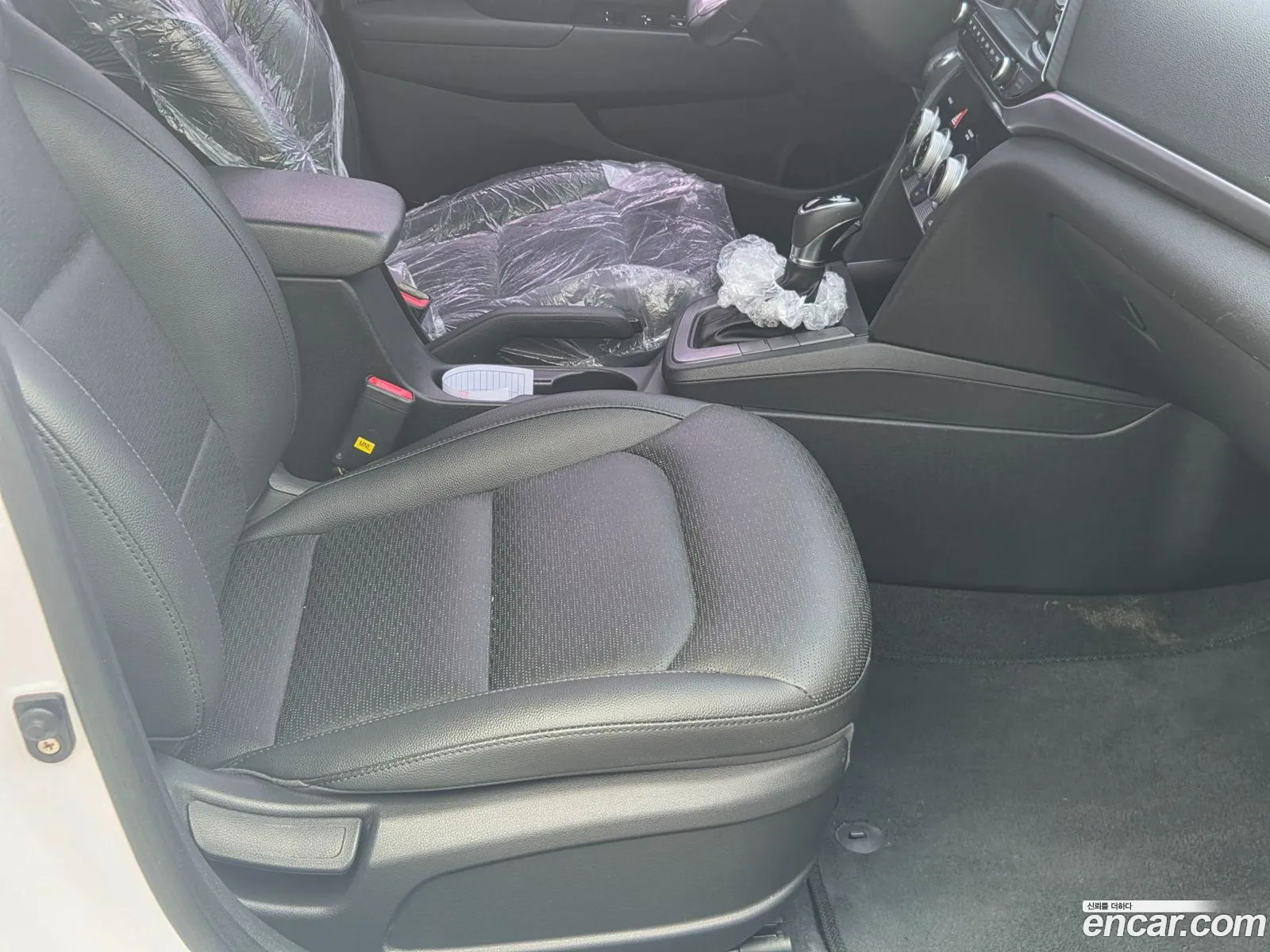 Hyundai Elantra AD 2019 — 8