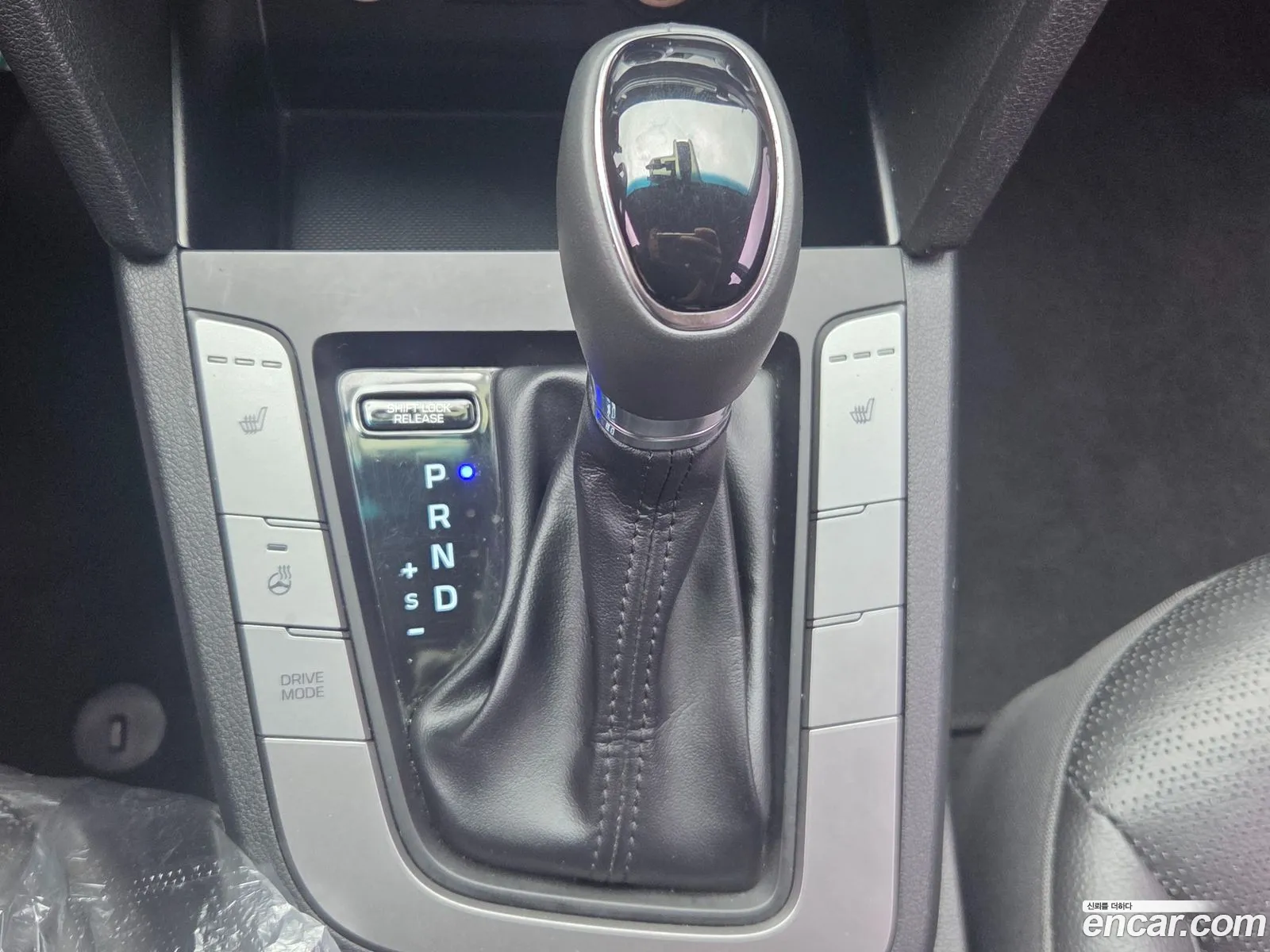 Hyundai Elantra AD 2019 — 12