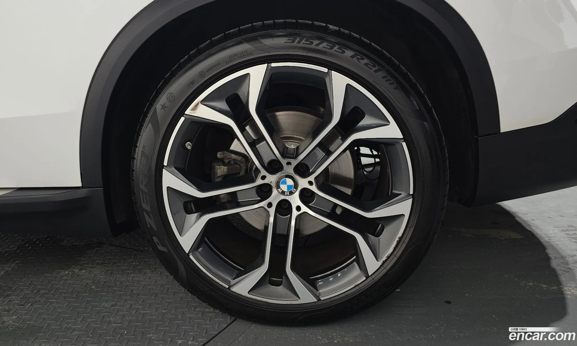 BMW X5 2022 — 12