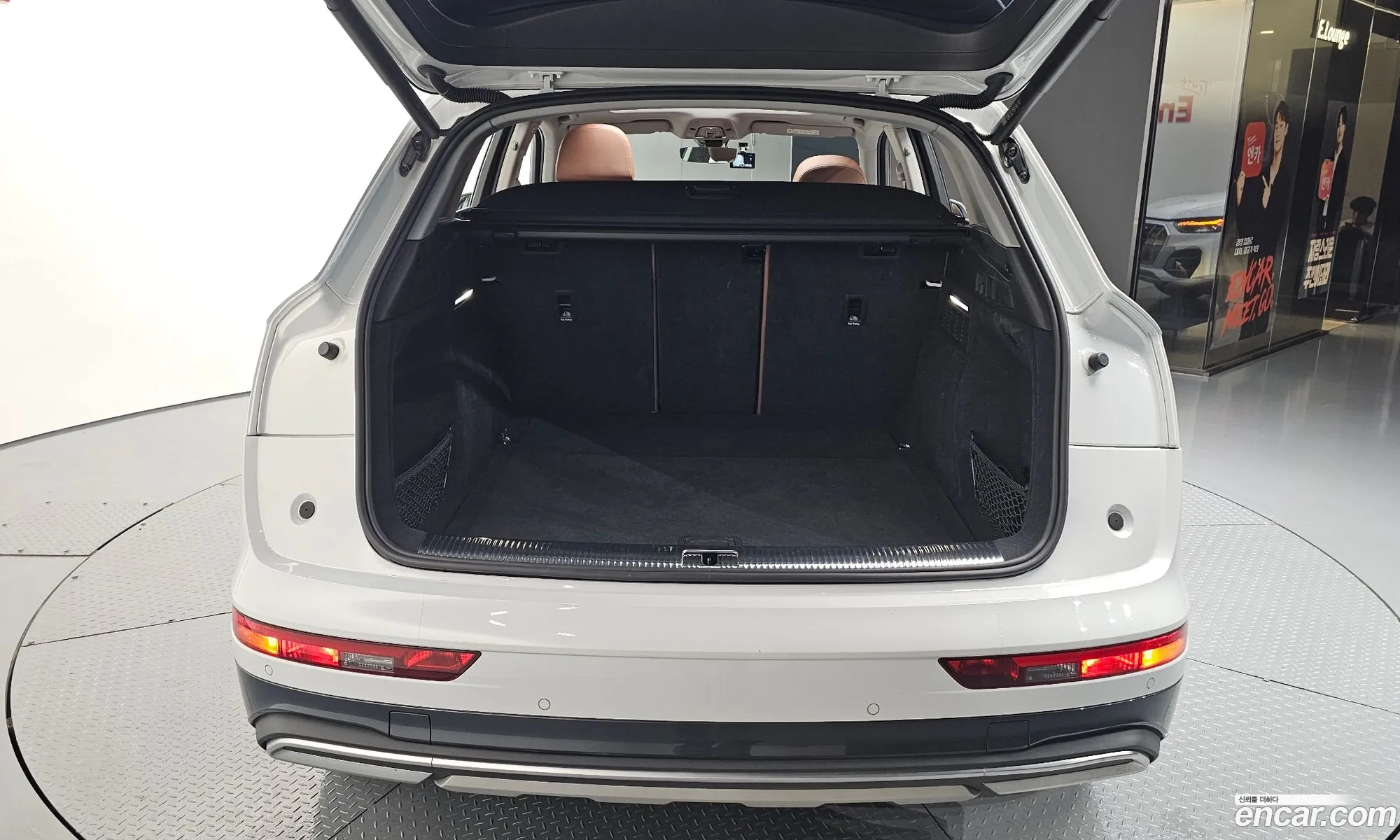 Audi Q5 2022 WAUZZZFY3N2016698 — 11