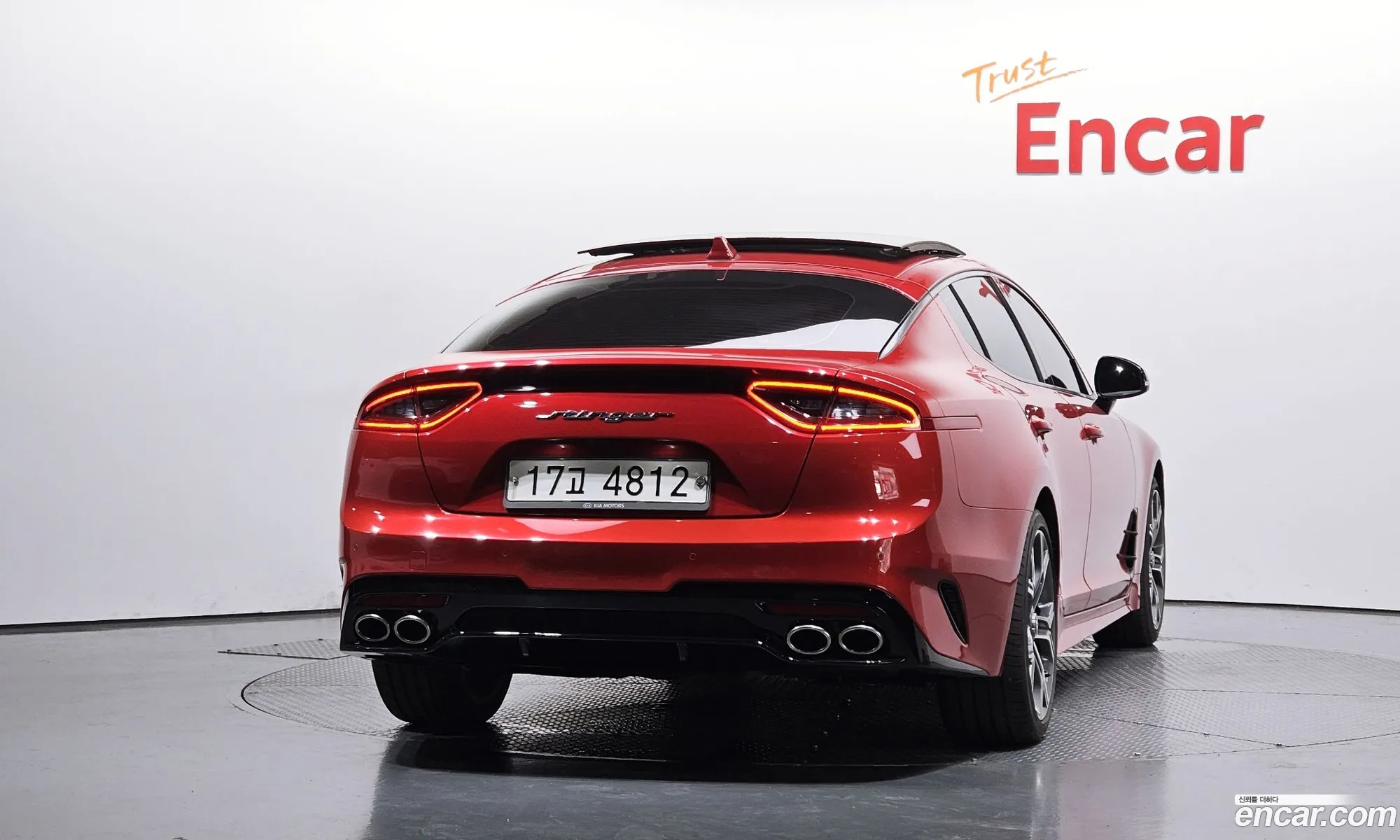Kia Stinger 2018 KNAE351ABKS043943 — 4