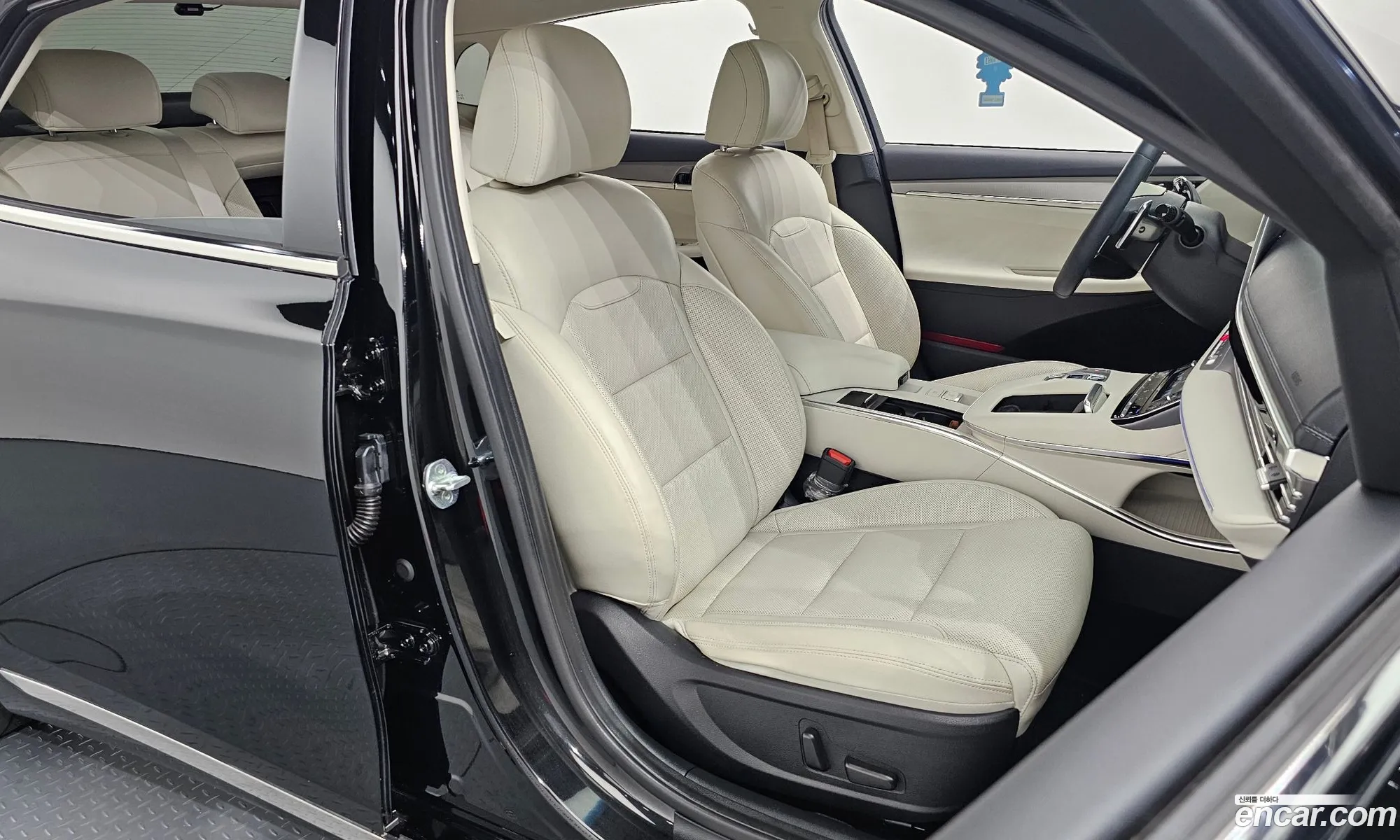 Hyundai Grandeur IG 2022 — 20