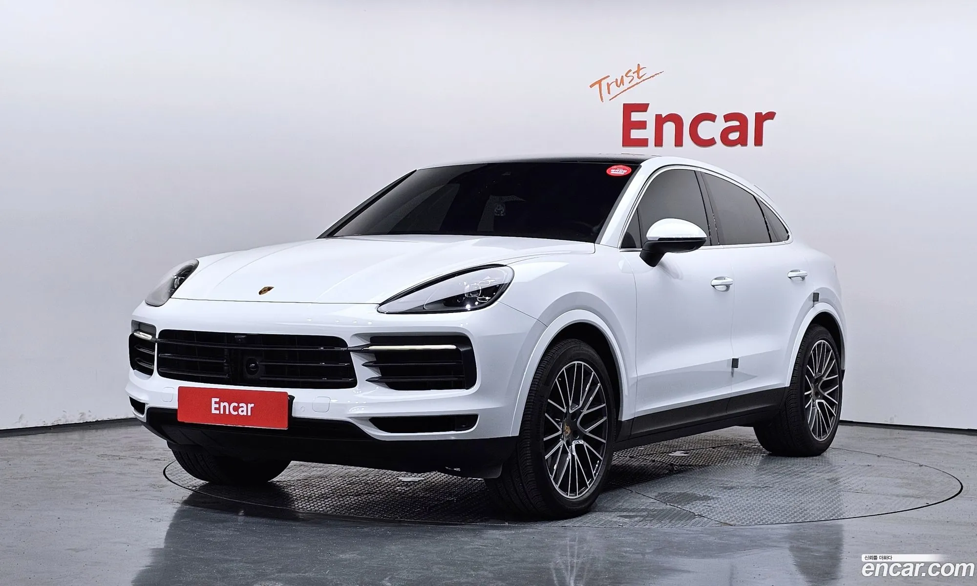 Porsche Cayenne 2023 — 24