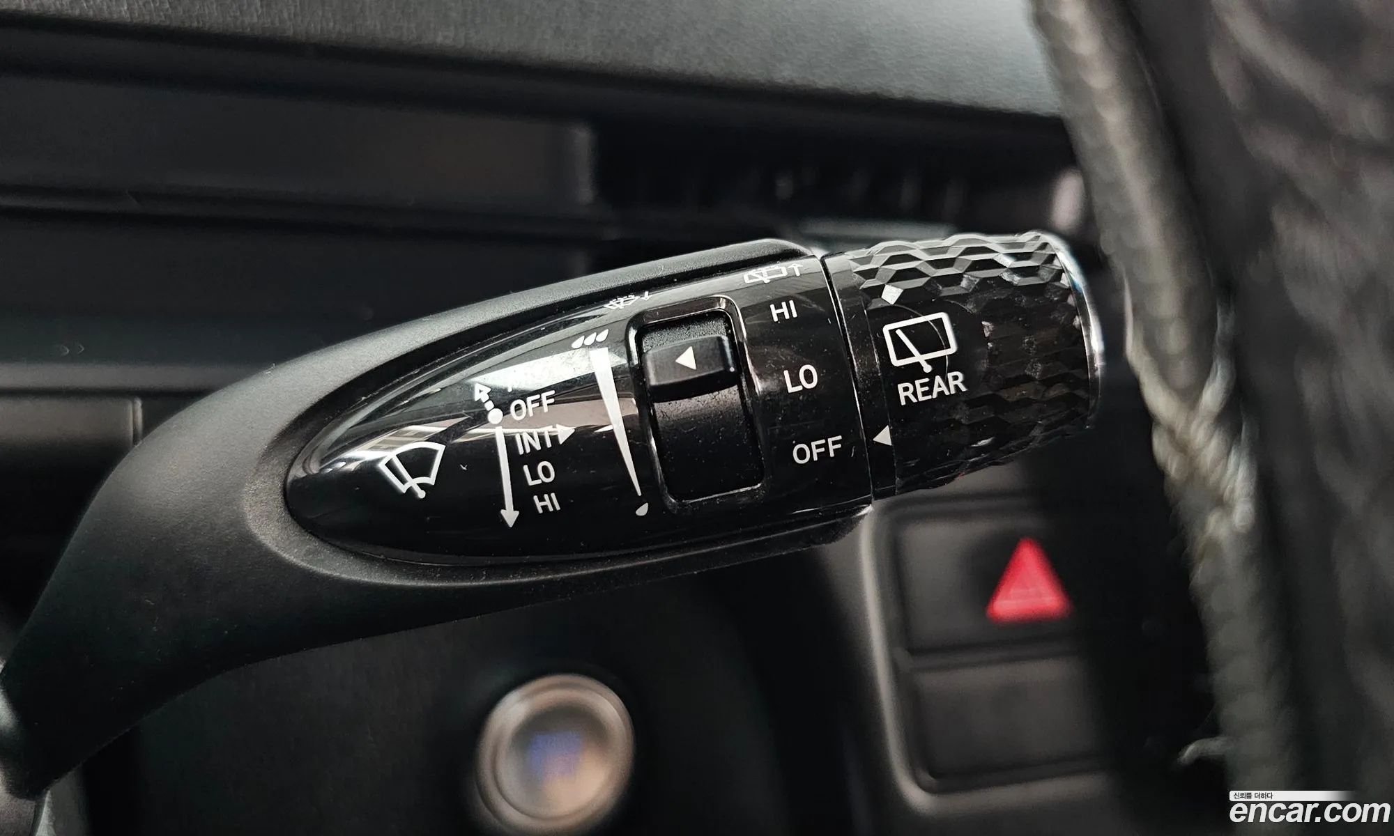 Hyundai Staria 2023 — 17