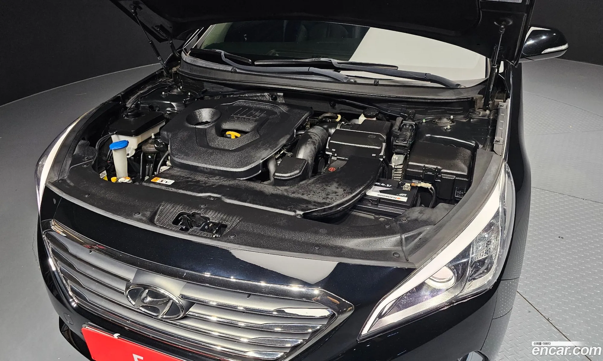 Hyundai LF Sonata 2014 — 18