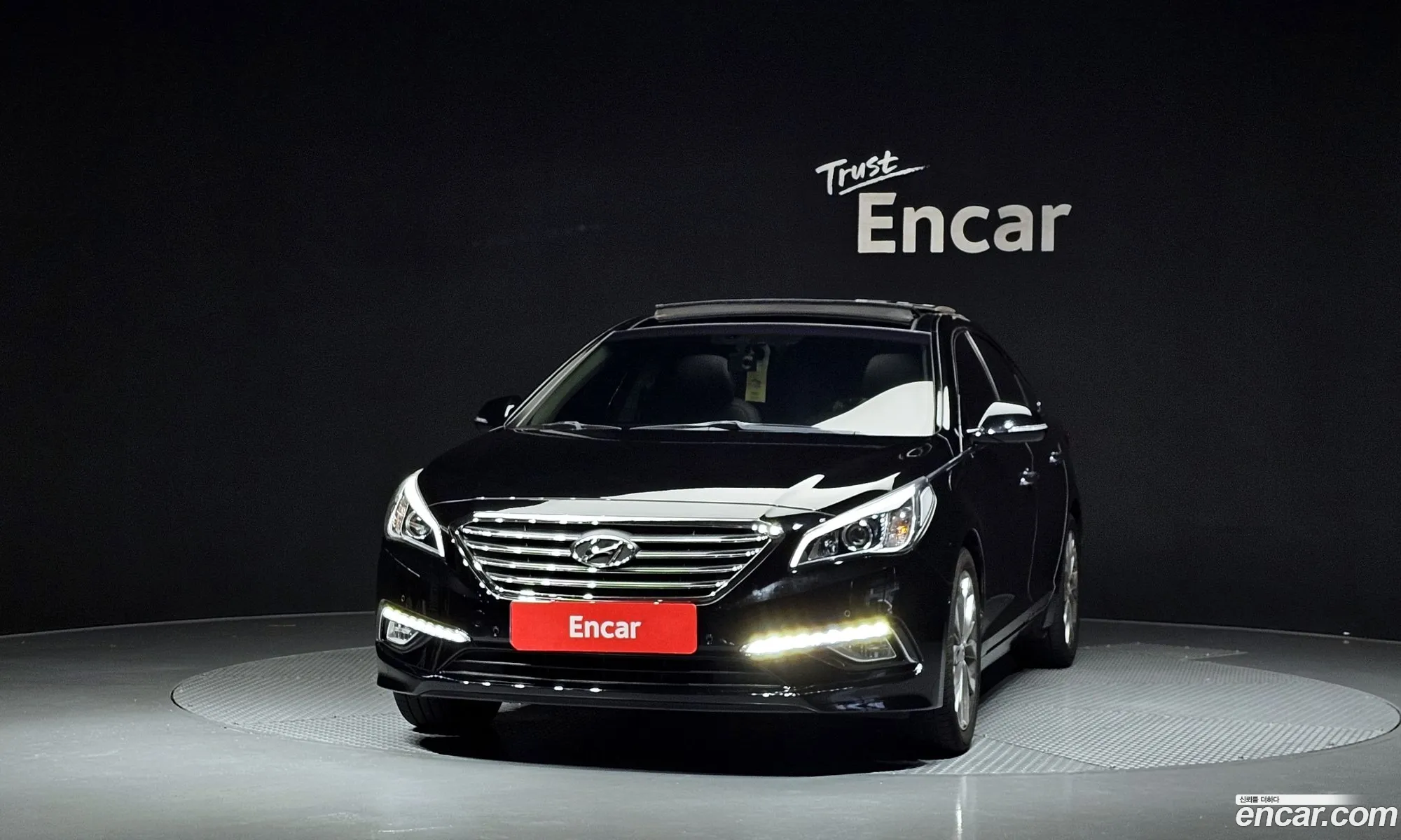Hyundai LF Sonata 2014 — 13