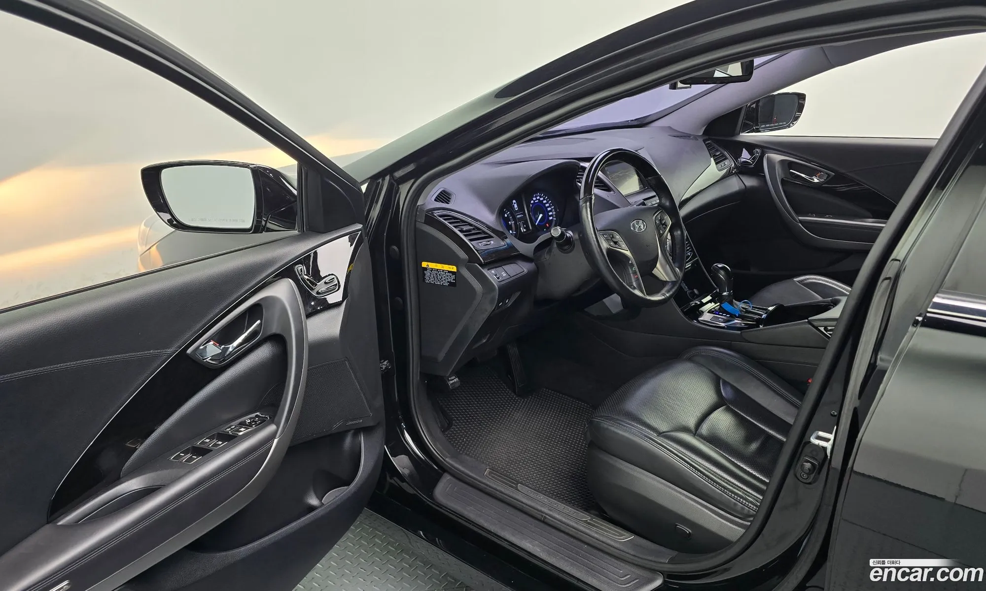 Hyundai Grandeur HG 2012 — 2