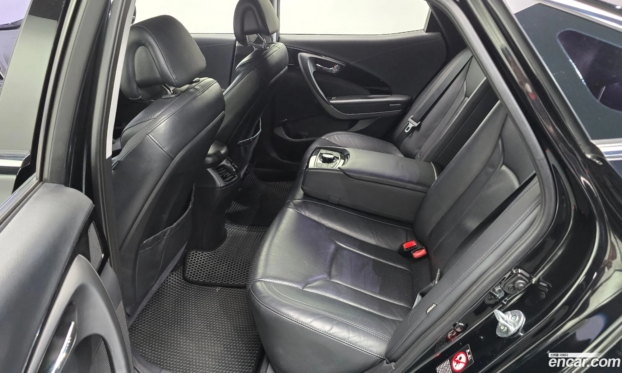 Hyundai Grandeur HG 2012 — 26
