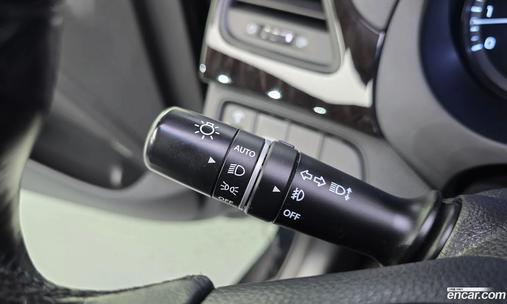 Hyundai Grandeur HG 2012 — 13