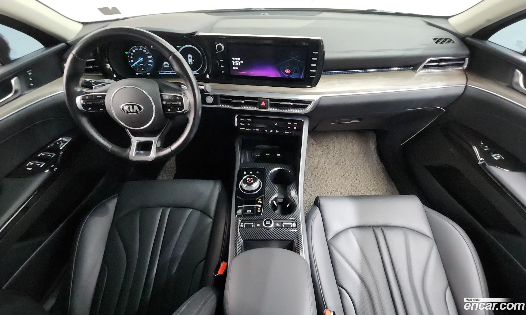 Kia K5 Hybrid 2021 — 2