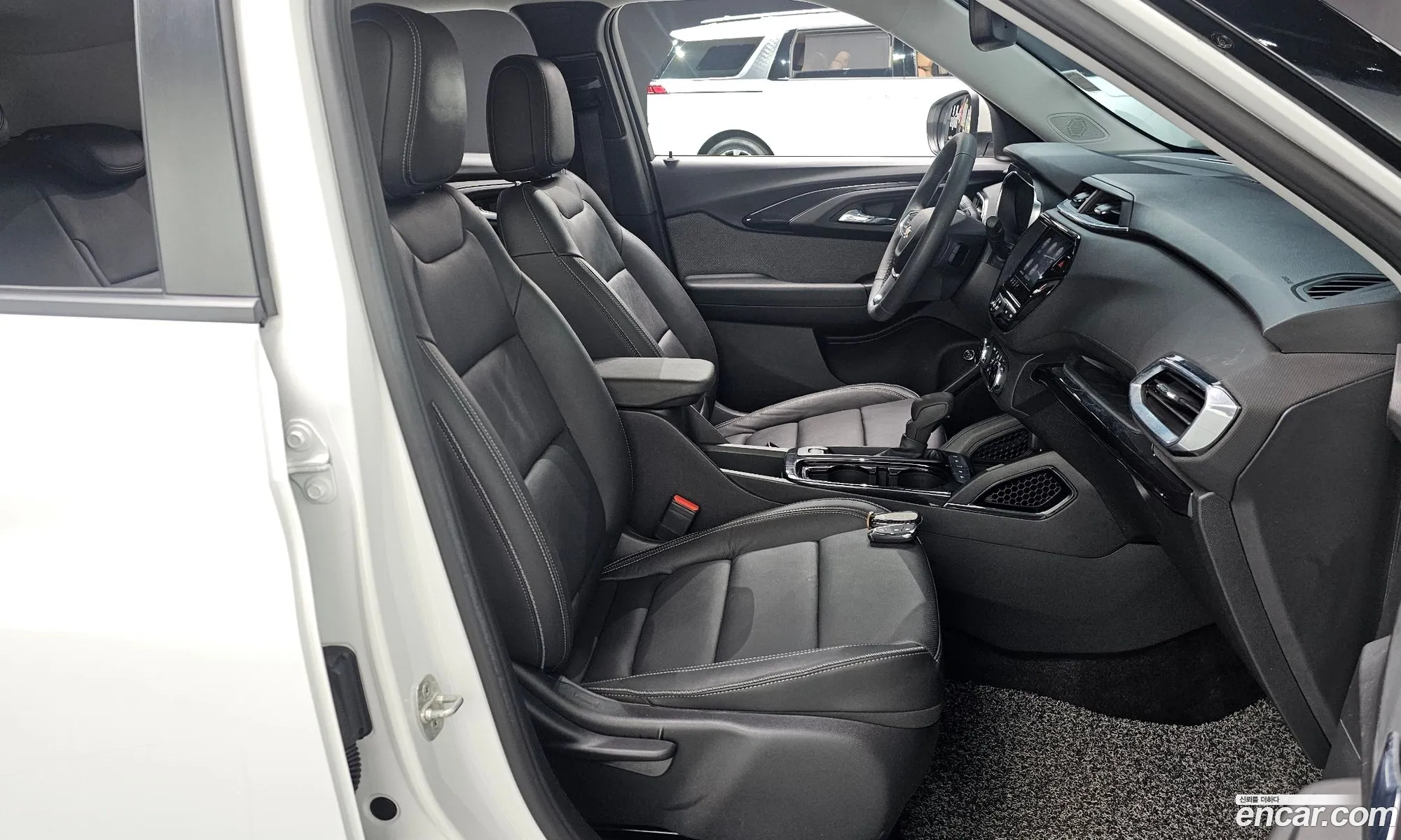 Chevrolet (GM Daewoo) Trailblazer 2021 — 27