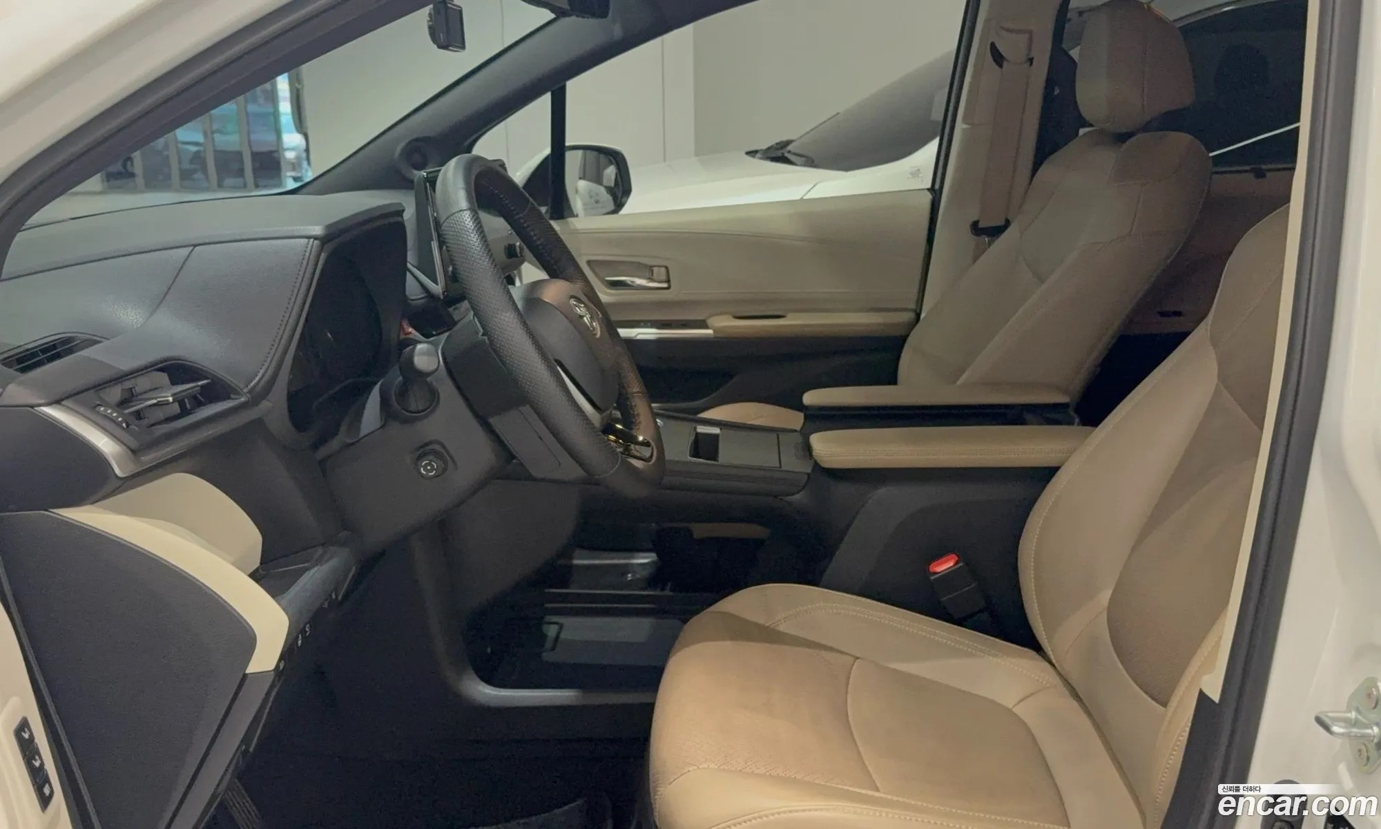 Toyota Sienna 2022 — 3