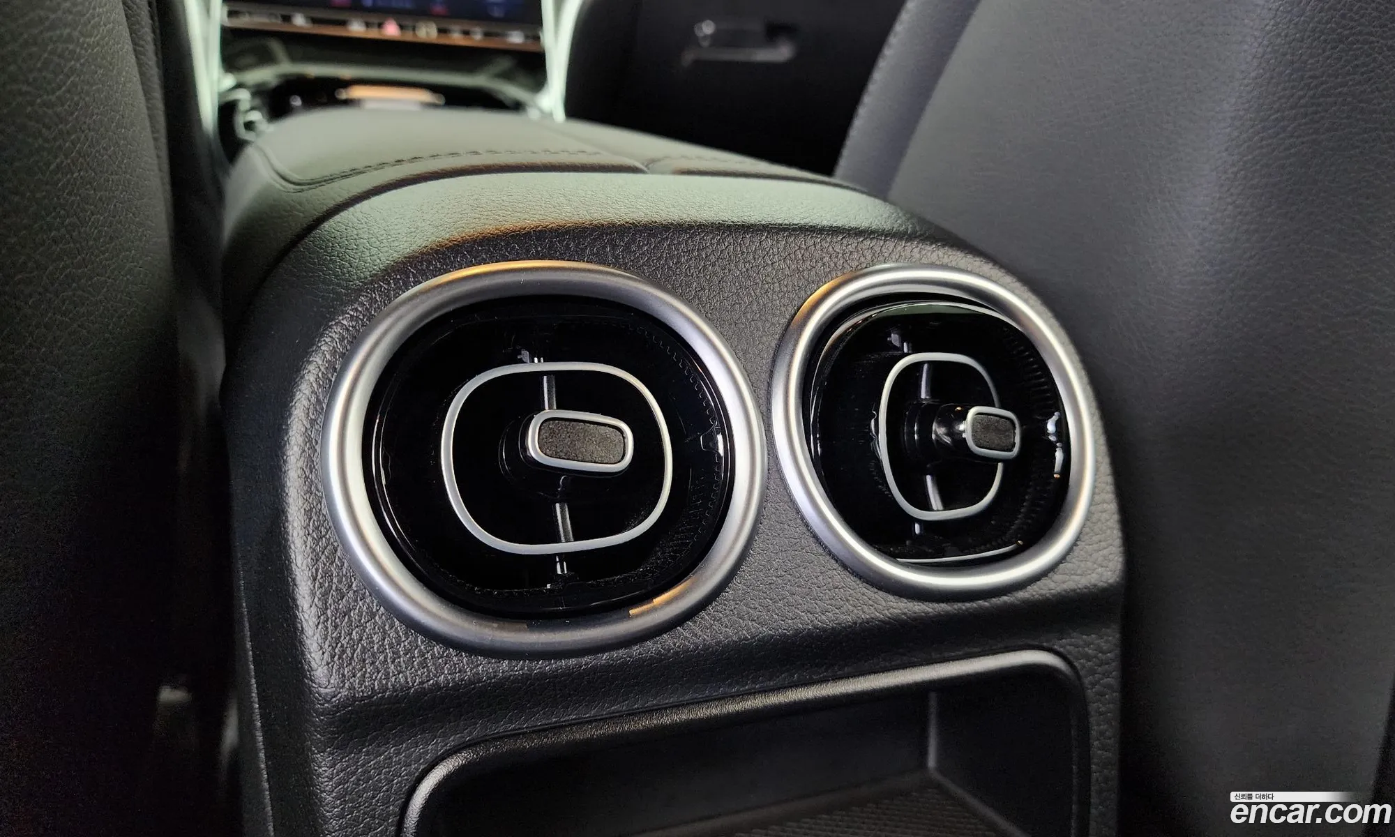 Mercedes-Benz C-Class W206 2024 — 14