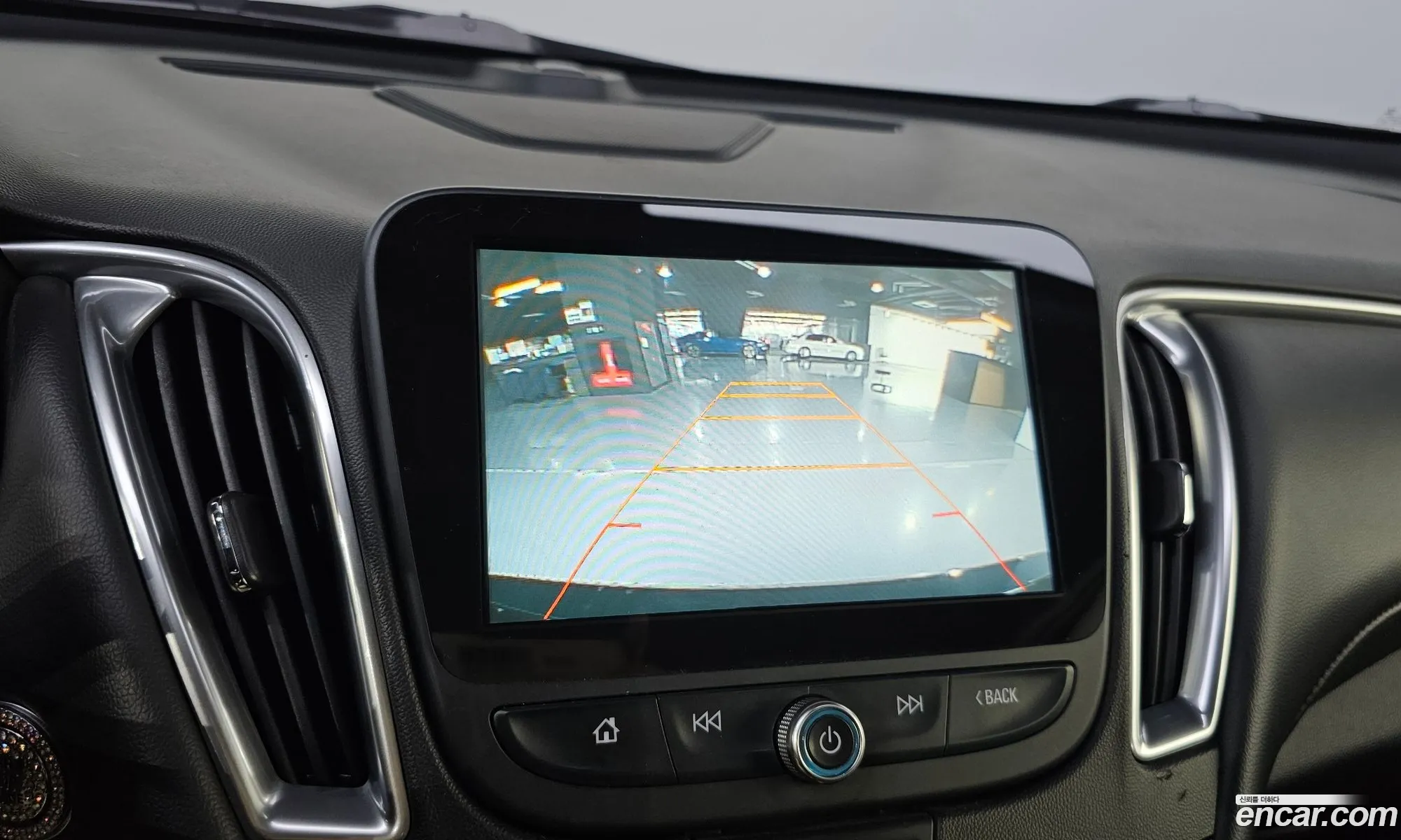 Chevrolet (GM Daewoo) Malibu 2016 — 11