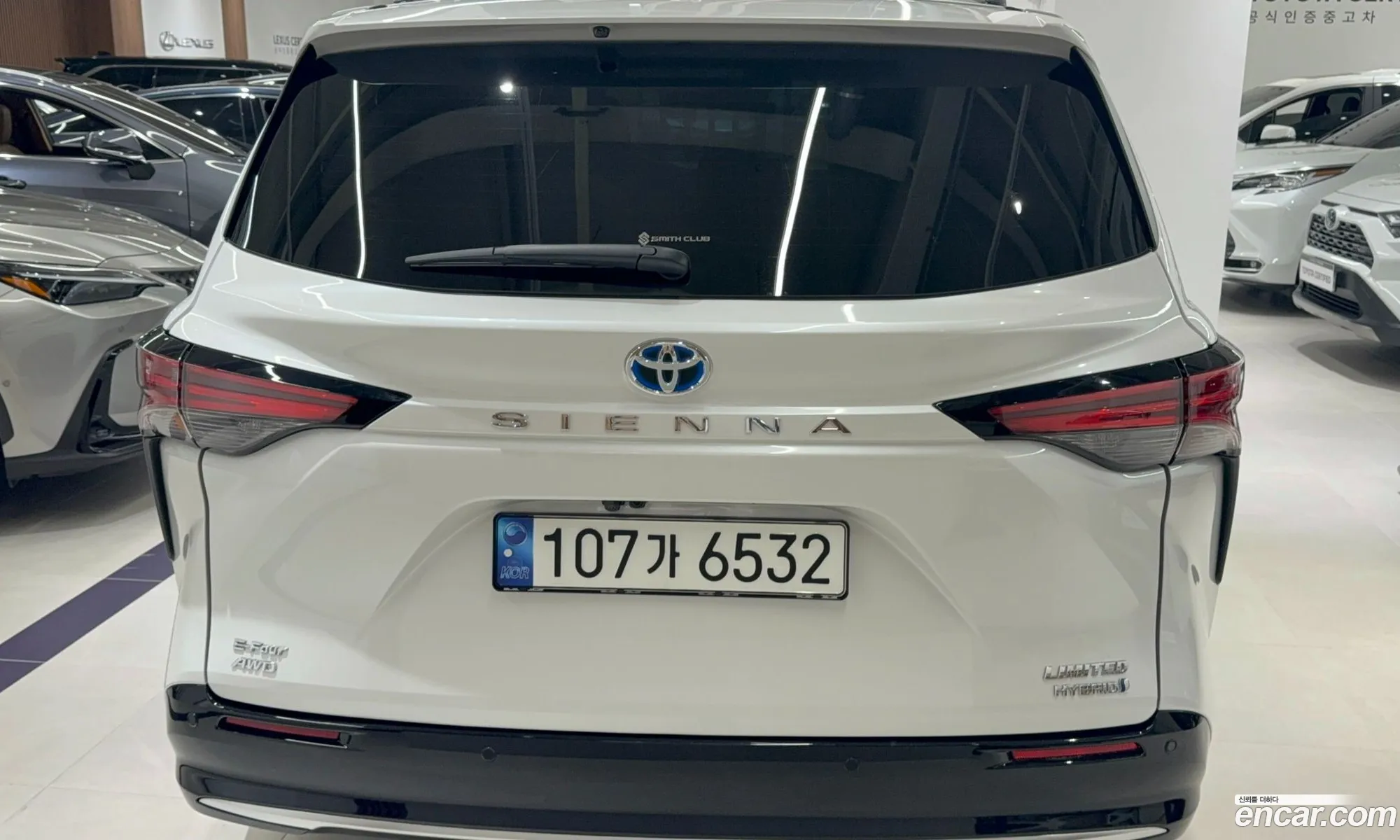 Toyota Sienna 2023 — 3