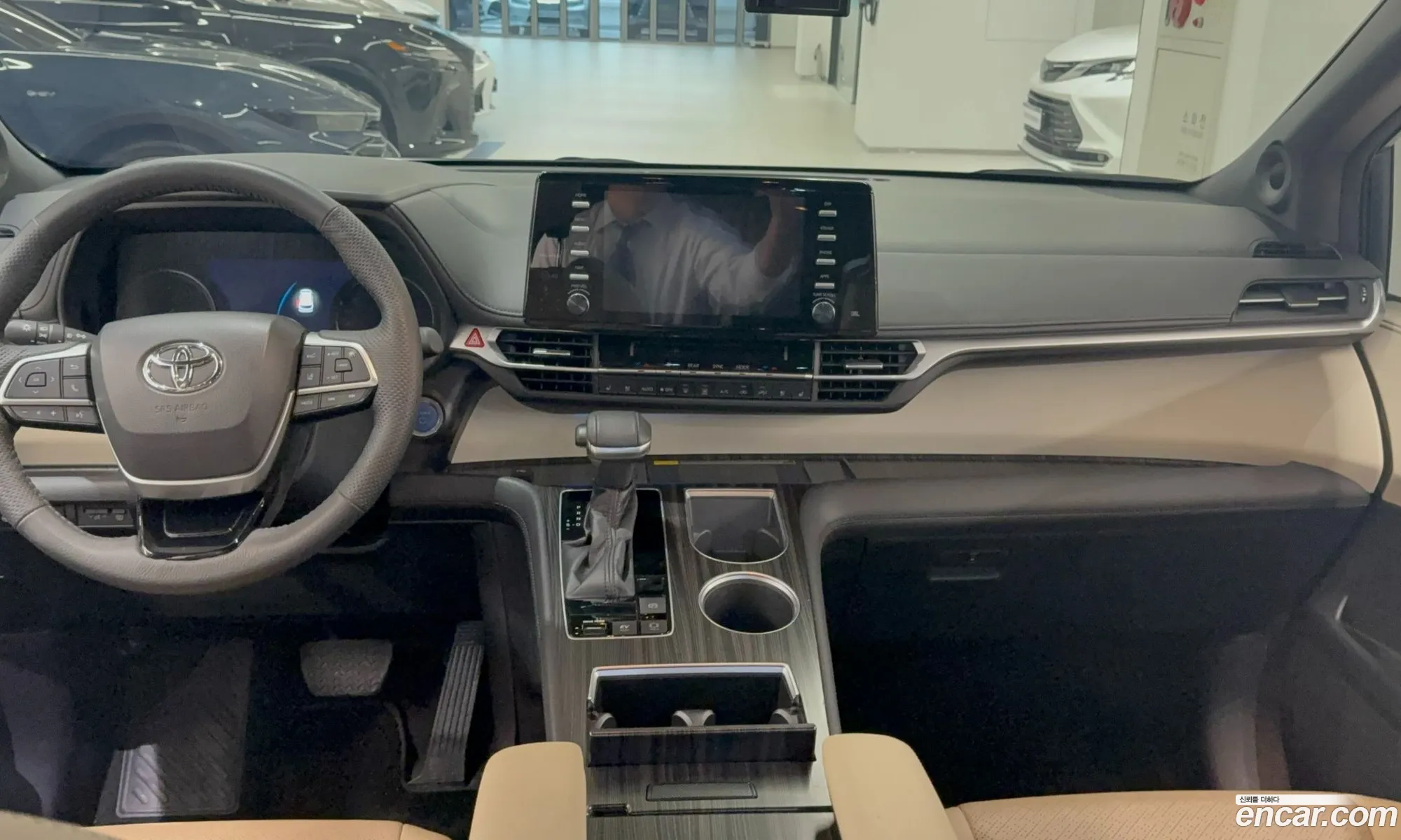 Toyota Sienna 2023 — 12