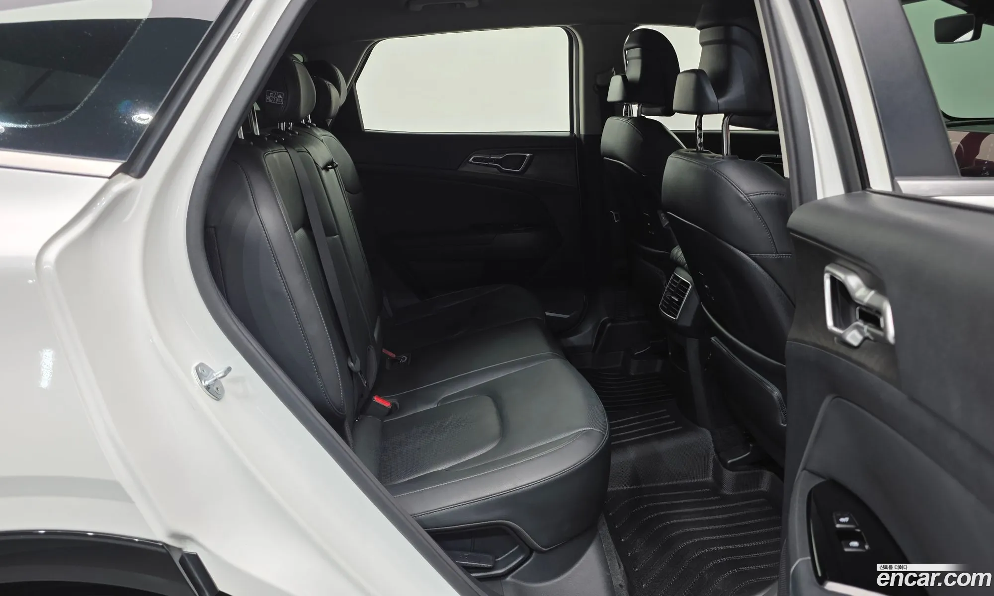 Kia Sportage 2023 — 26