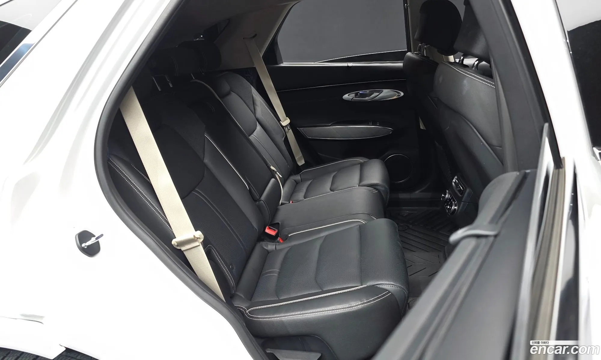 Genesis Electrified GV70 2022 — 12