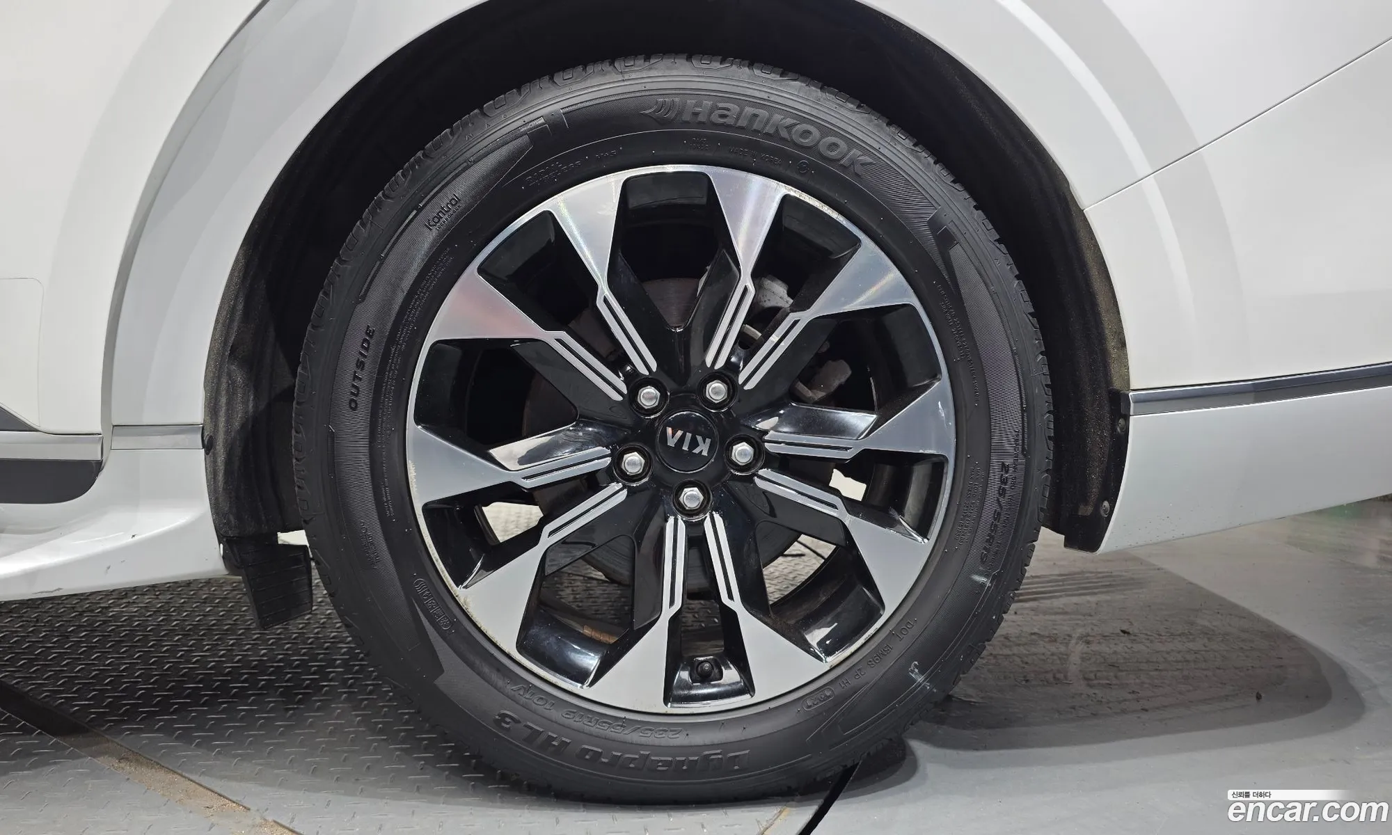 Kia Carnival 2021 KNANE813BMS116093 — 14