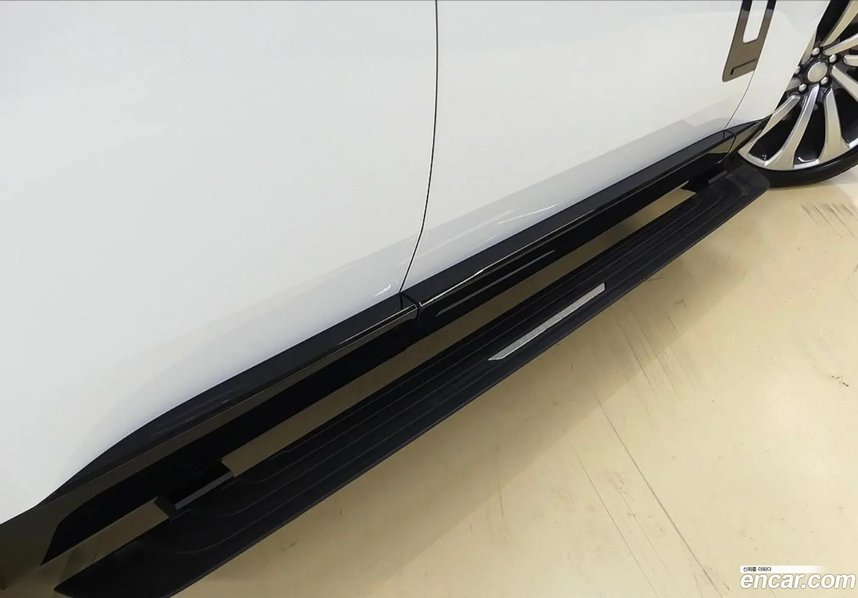 Land Rover Range Rover 2023 — 15