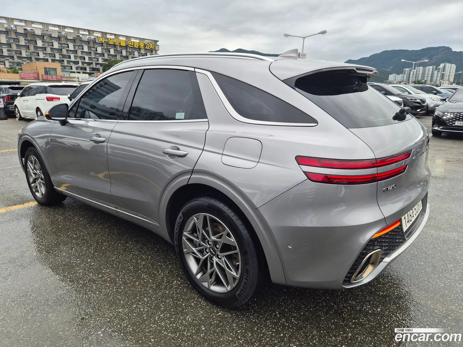 Genesis GV70 2022 — 17