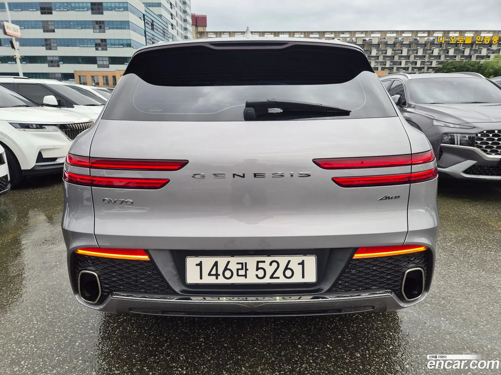 Genesis GV70 2022 — 16