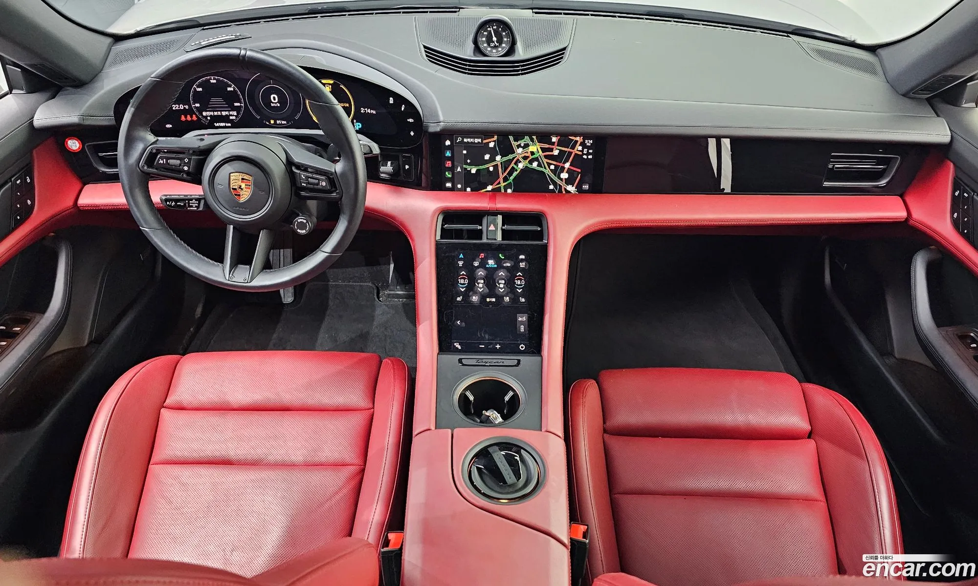 Porsche Taycan 2023 — 22