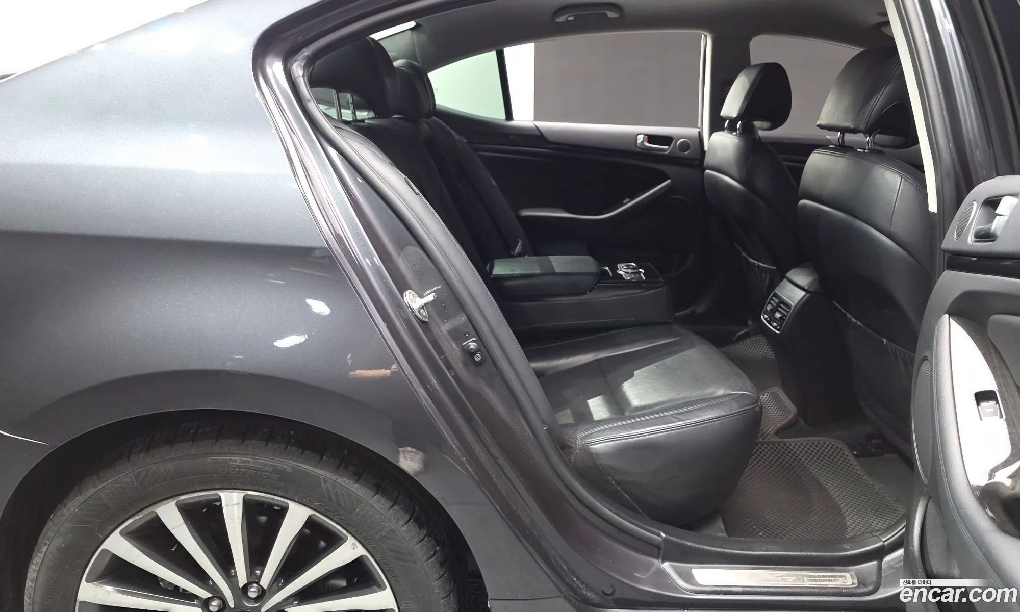 Kia K7 2013 — 7