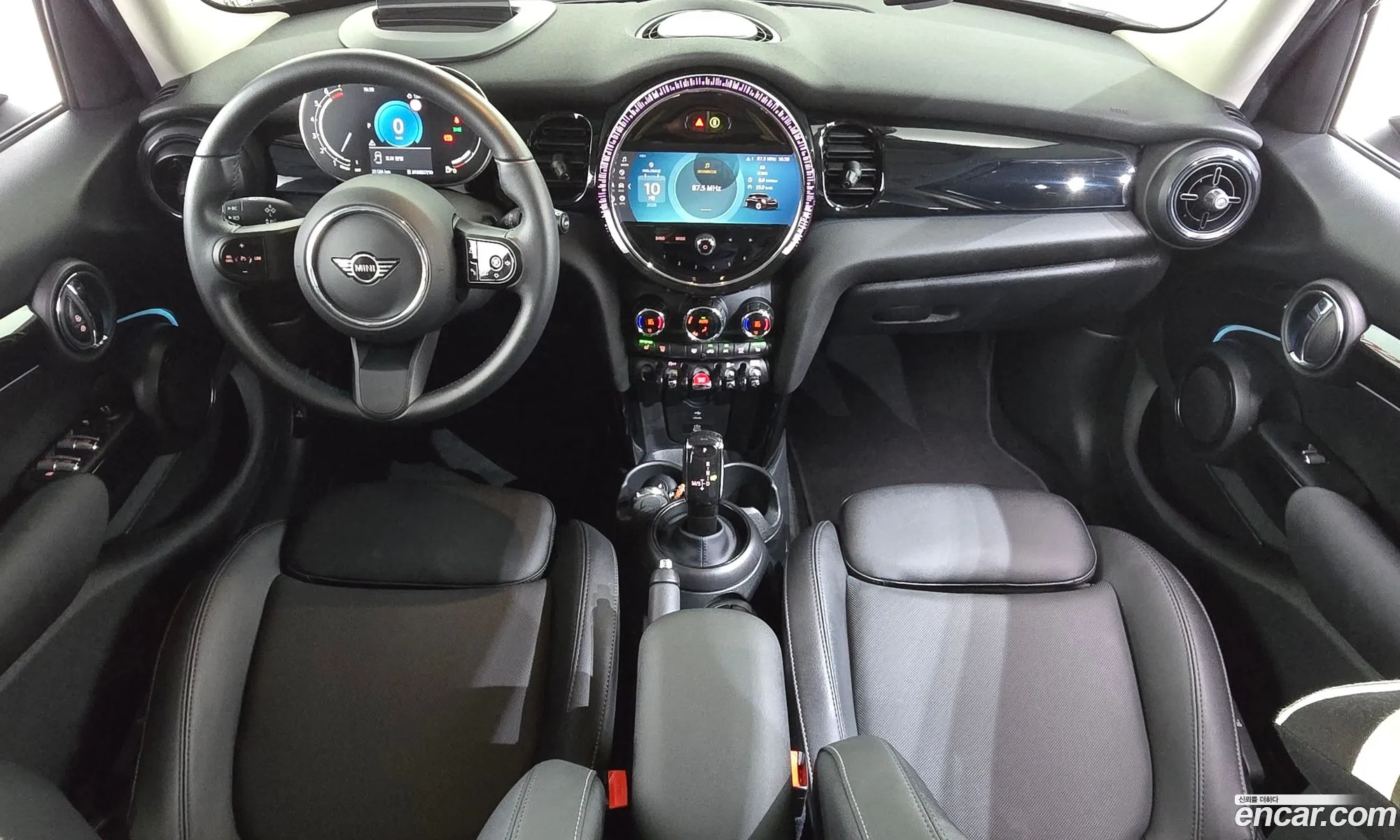 Mini Cooper 2023 — 25