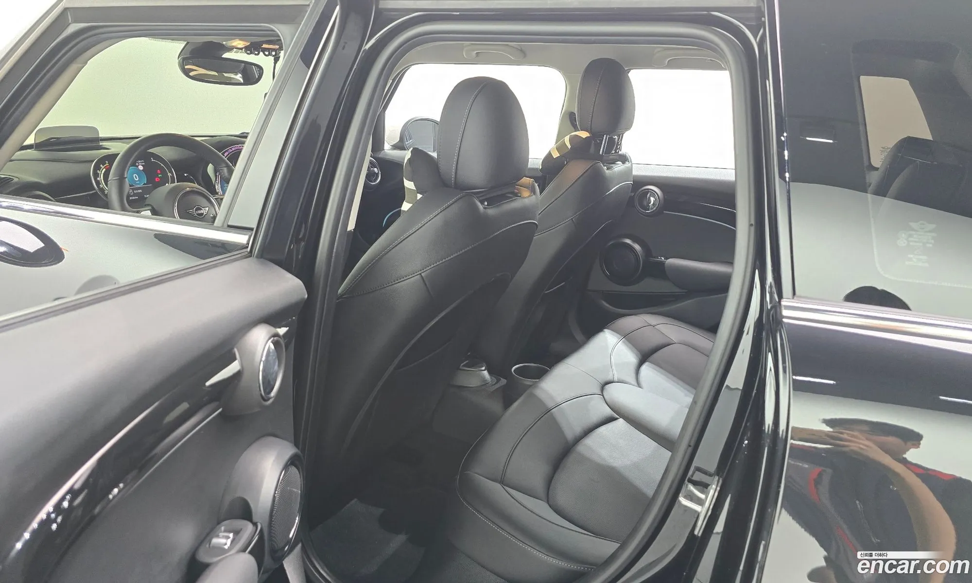 Mini Cooper 2023 — 27
