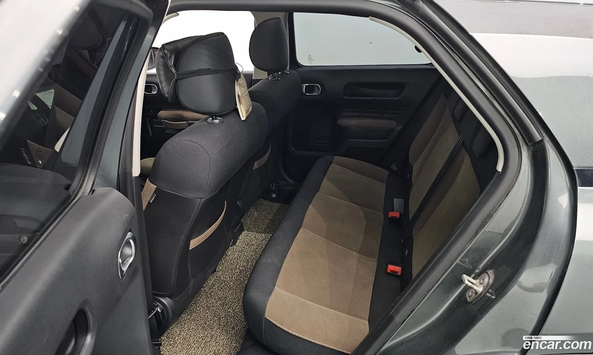 Citroen/DS C4 Cactus 2016 VF70BBHYHHE500570 — 8