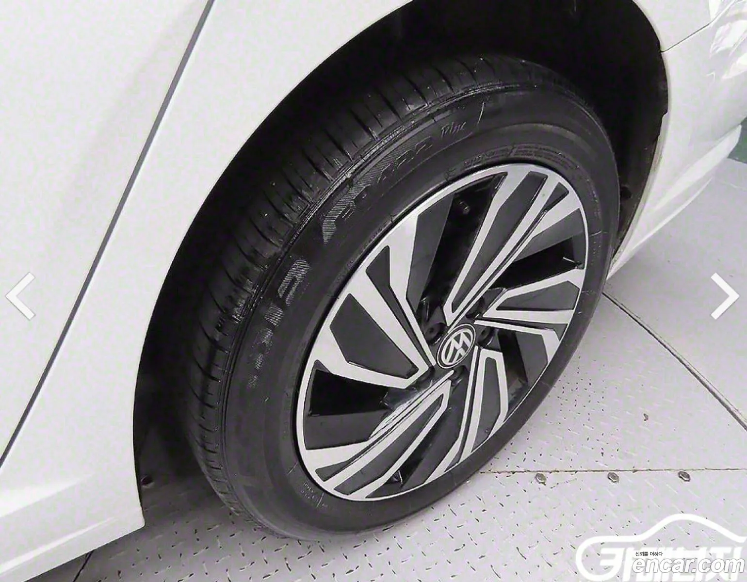 Volkswagen Jetta 7th Gen 2020 — 8