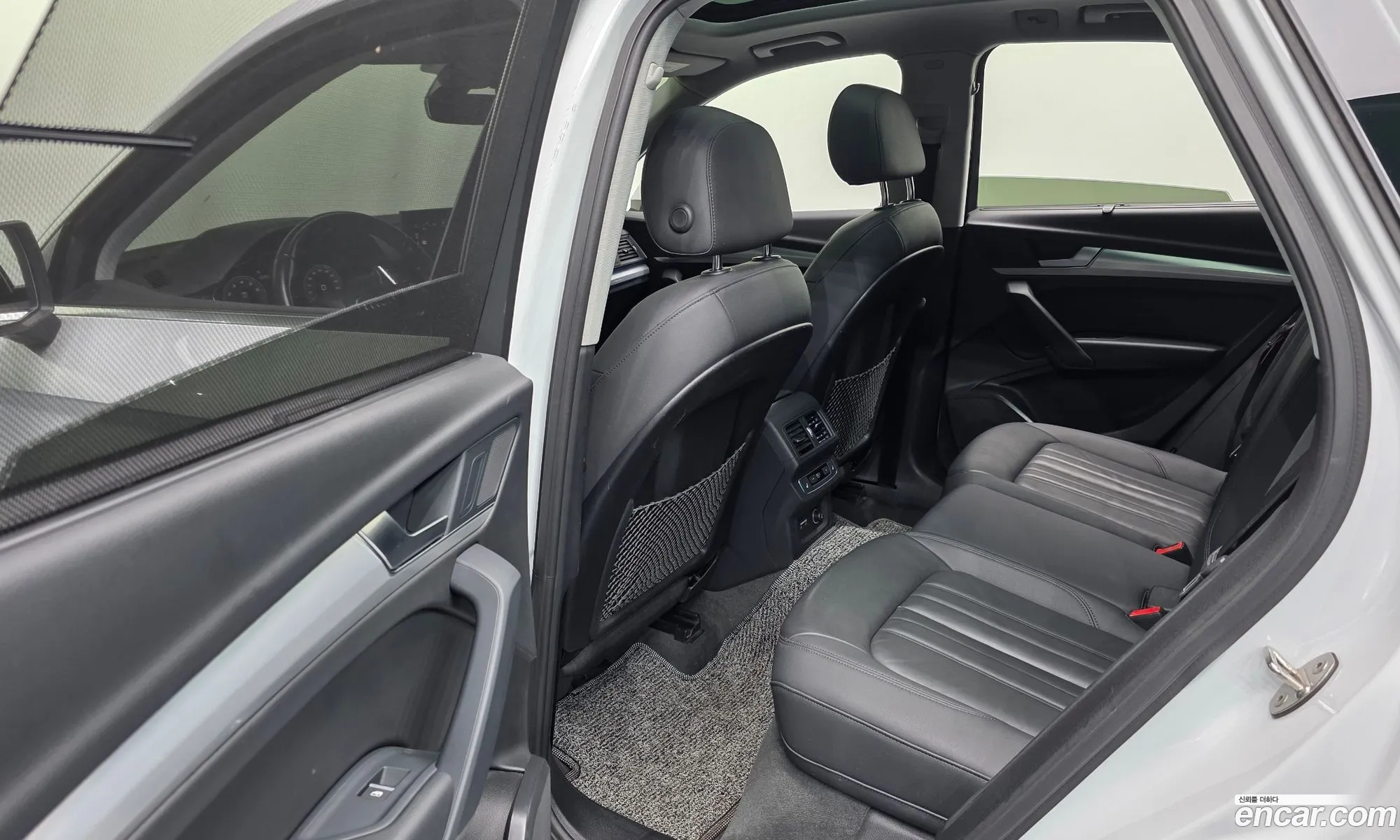 Audi Q5 2021 WAUZZZFY4M2114363 — 10