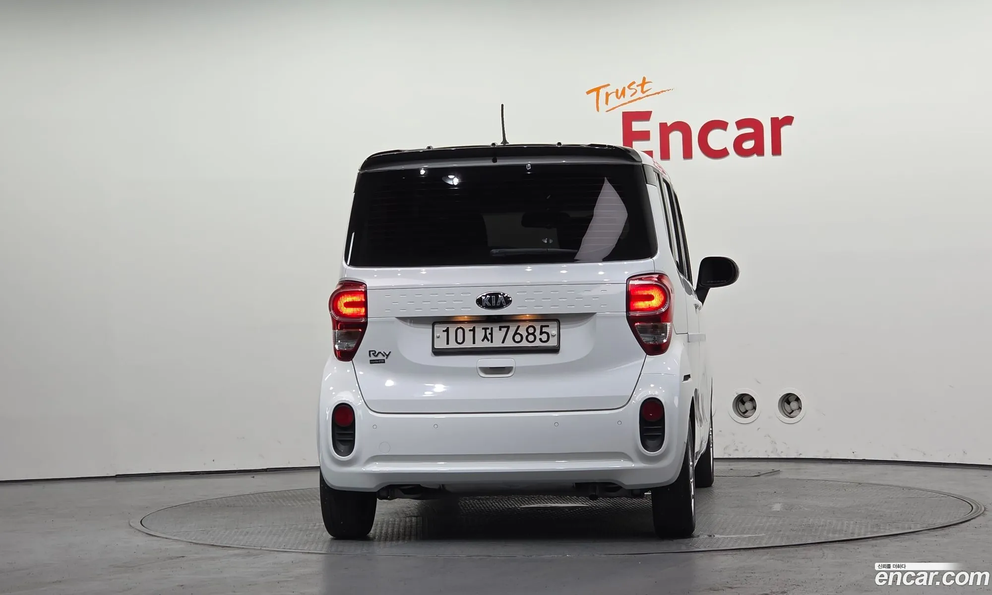 Kia Ray 2019 KNACH811BKT213356 — 2