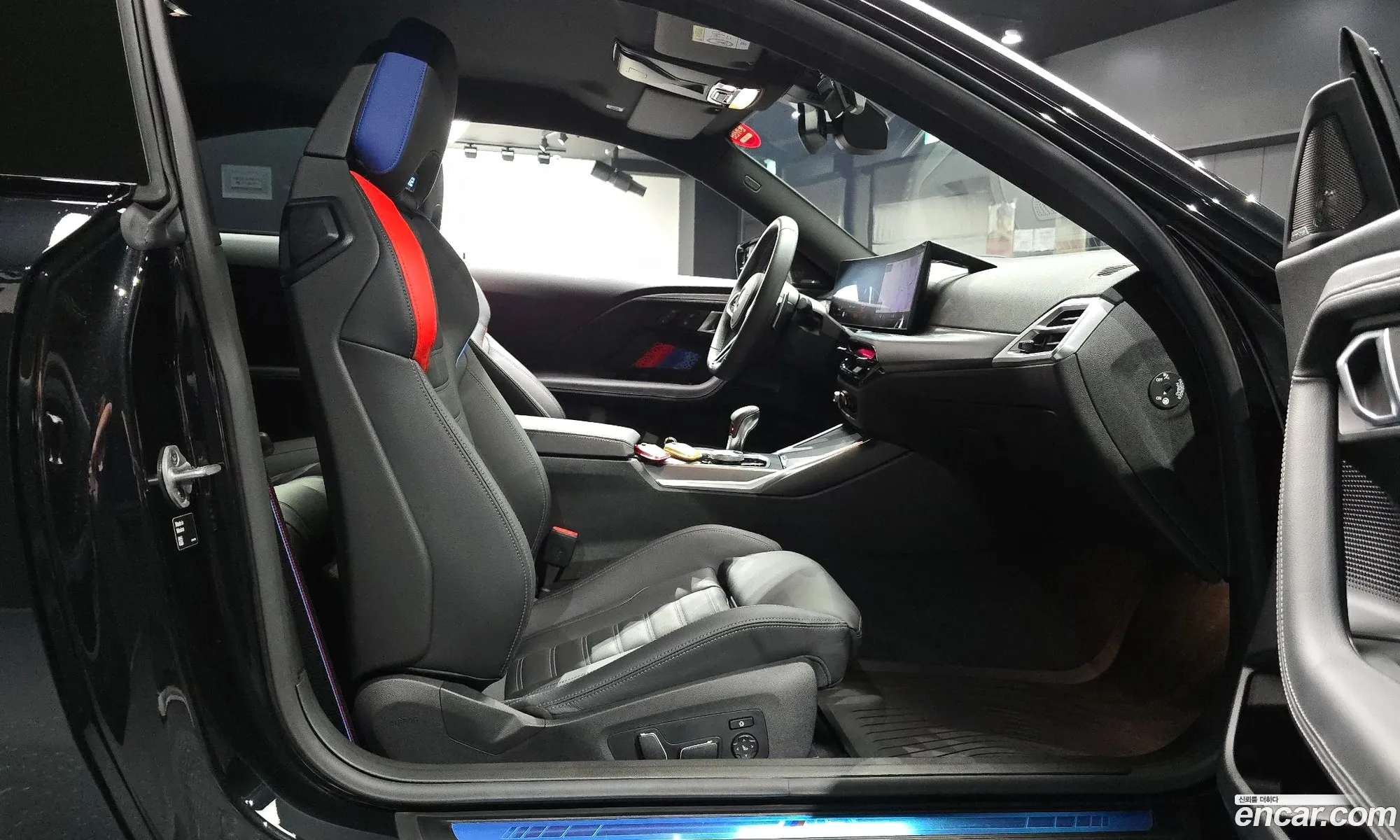 BMW M2 2025 WBS21DM01T8F86751 — 25