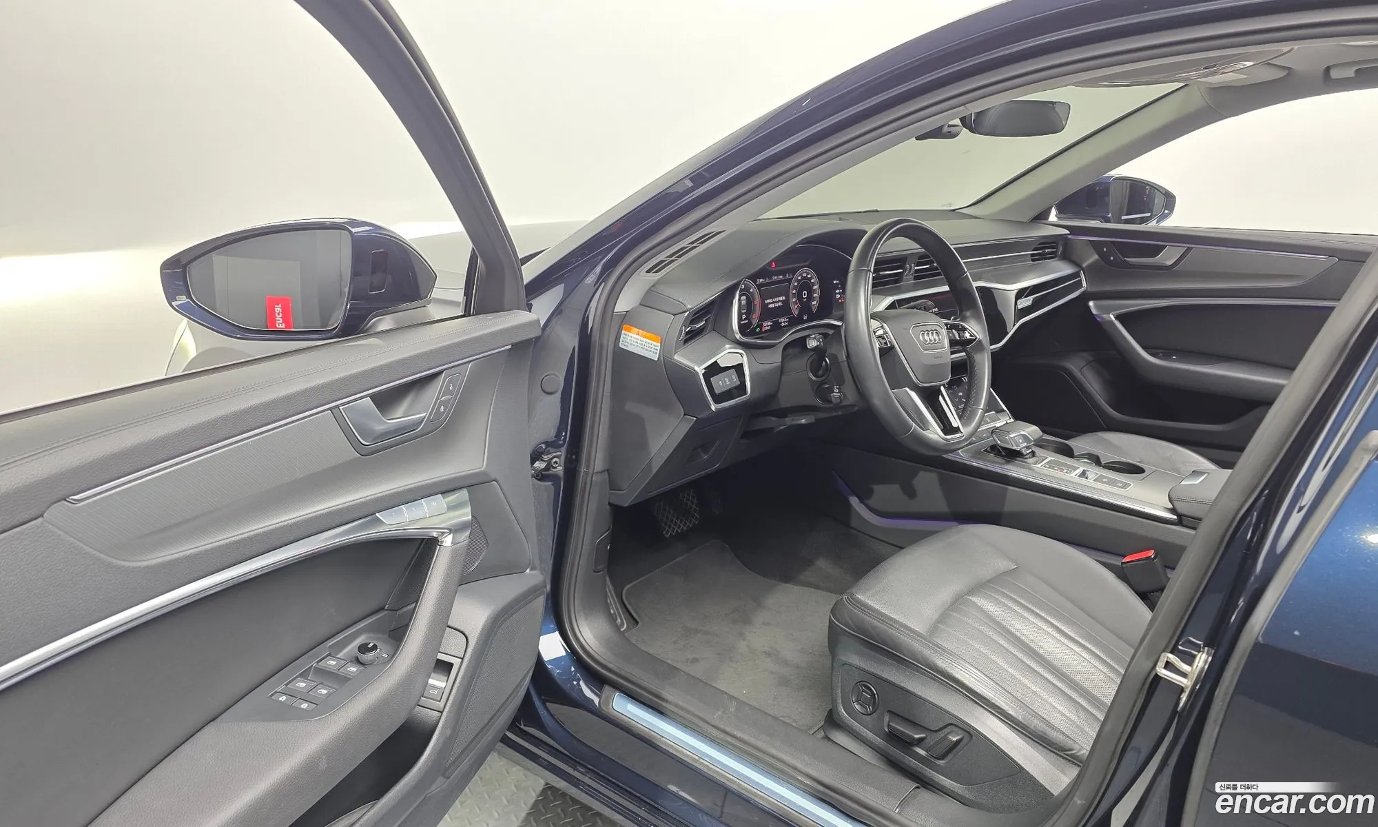 Audi A6 2022 WAUZZZF29PN003550 — 26