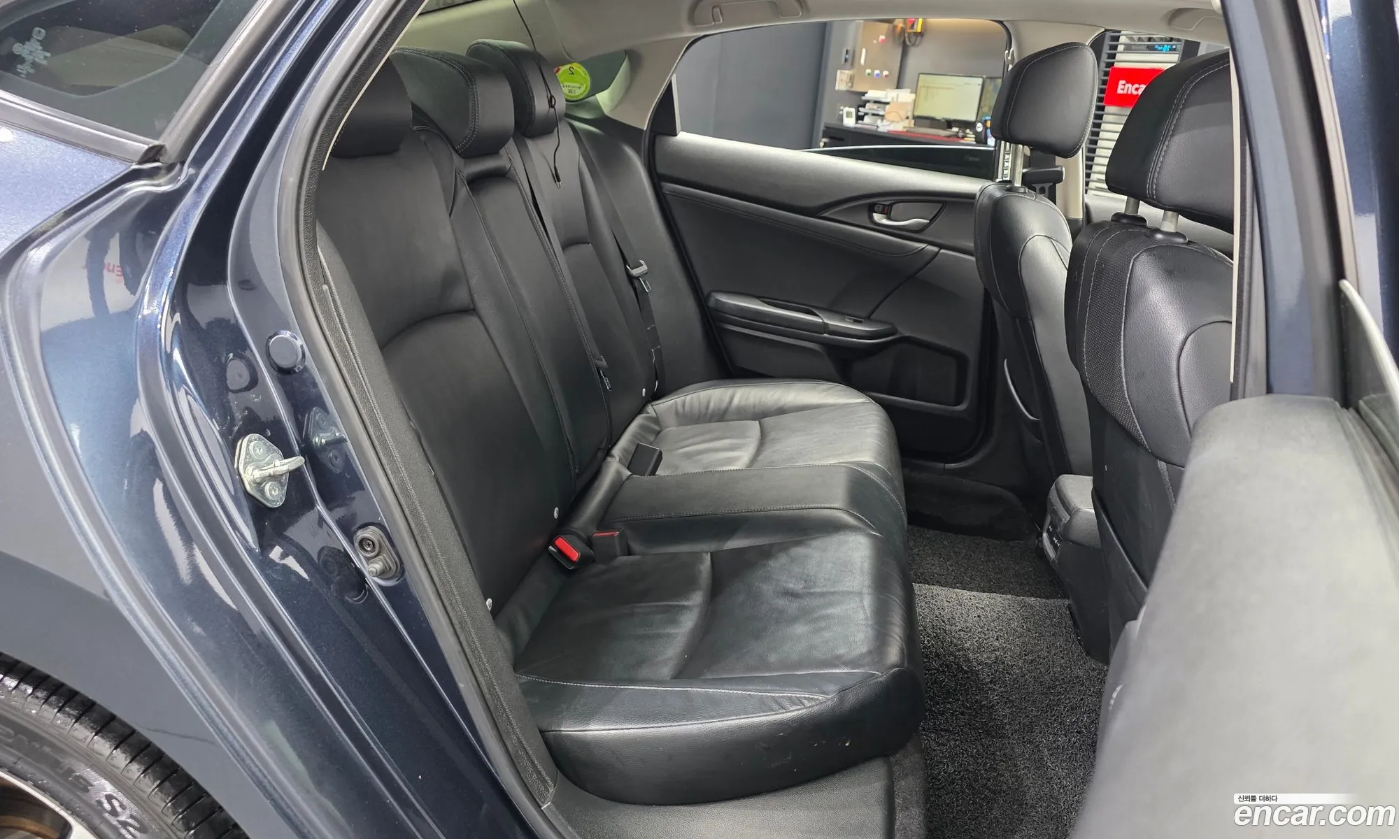 Honda Civic 2017 19XFC2678HE300003 — 14