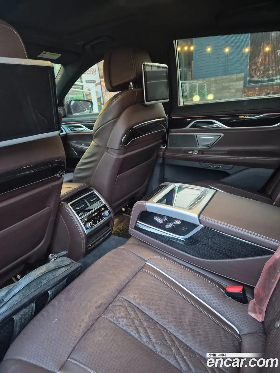 BMW 7 Series 2018 — 6