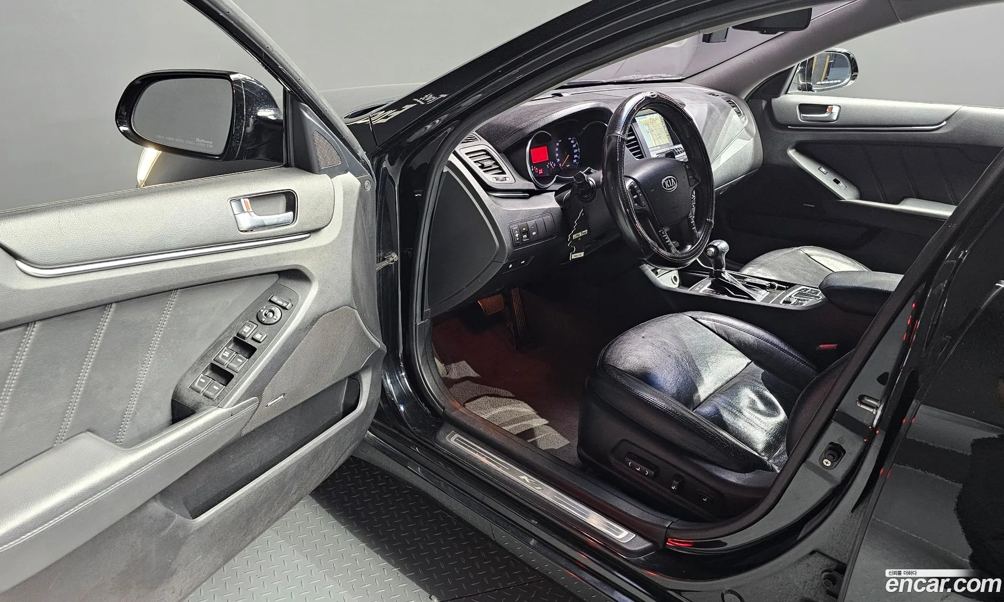 Kia The Prestige K7 2011 — 17